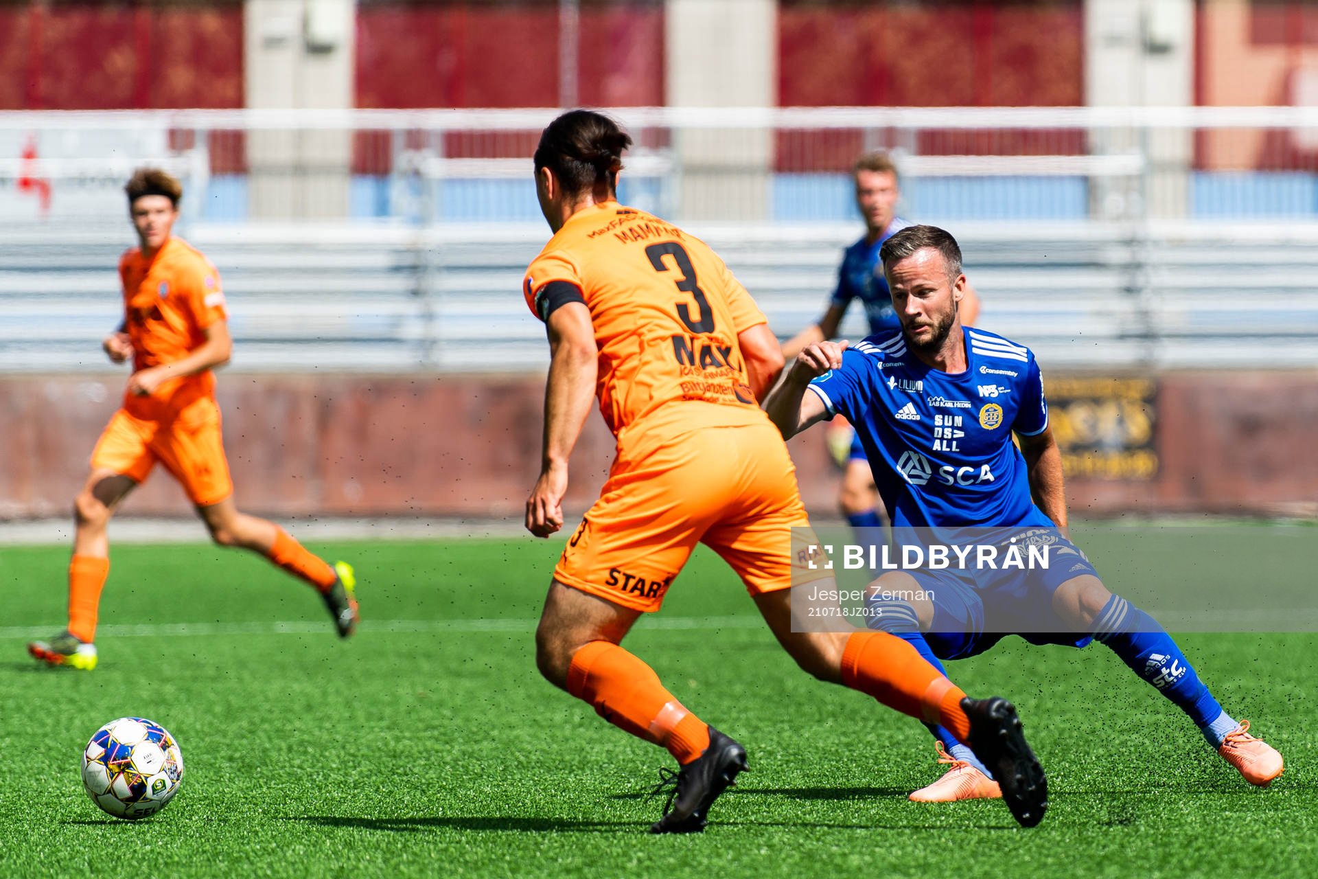 AFC Eskilstunas Abdelkarim Mammar Chaouche och Sundsvalls