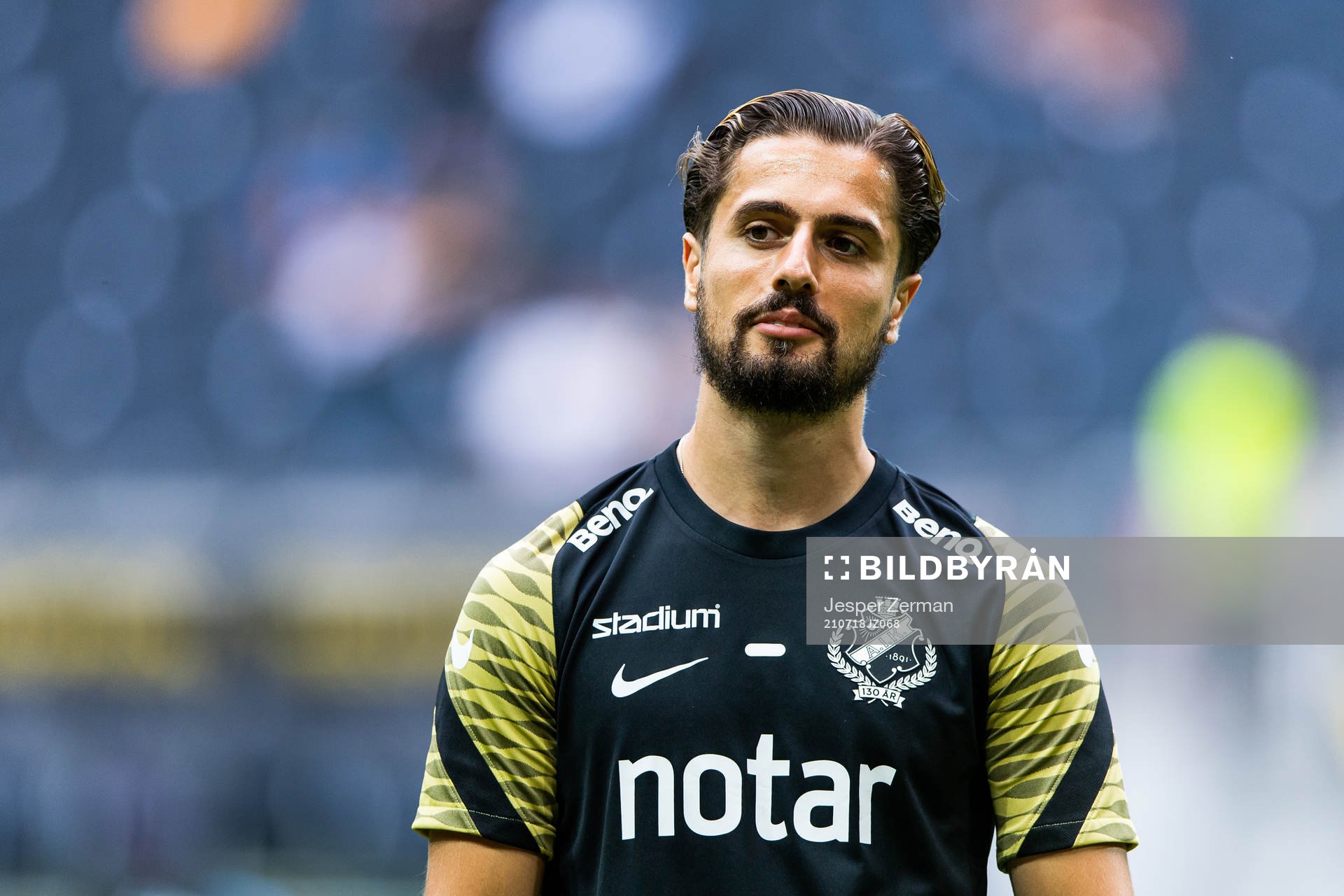 s Zack Elbouzedi