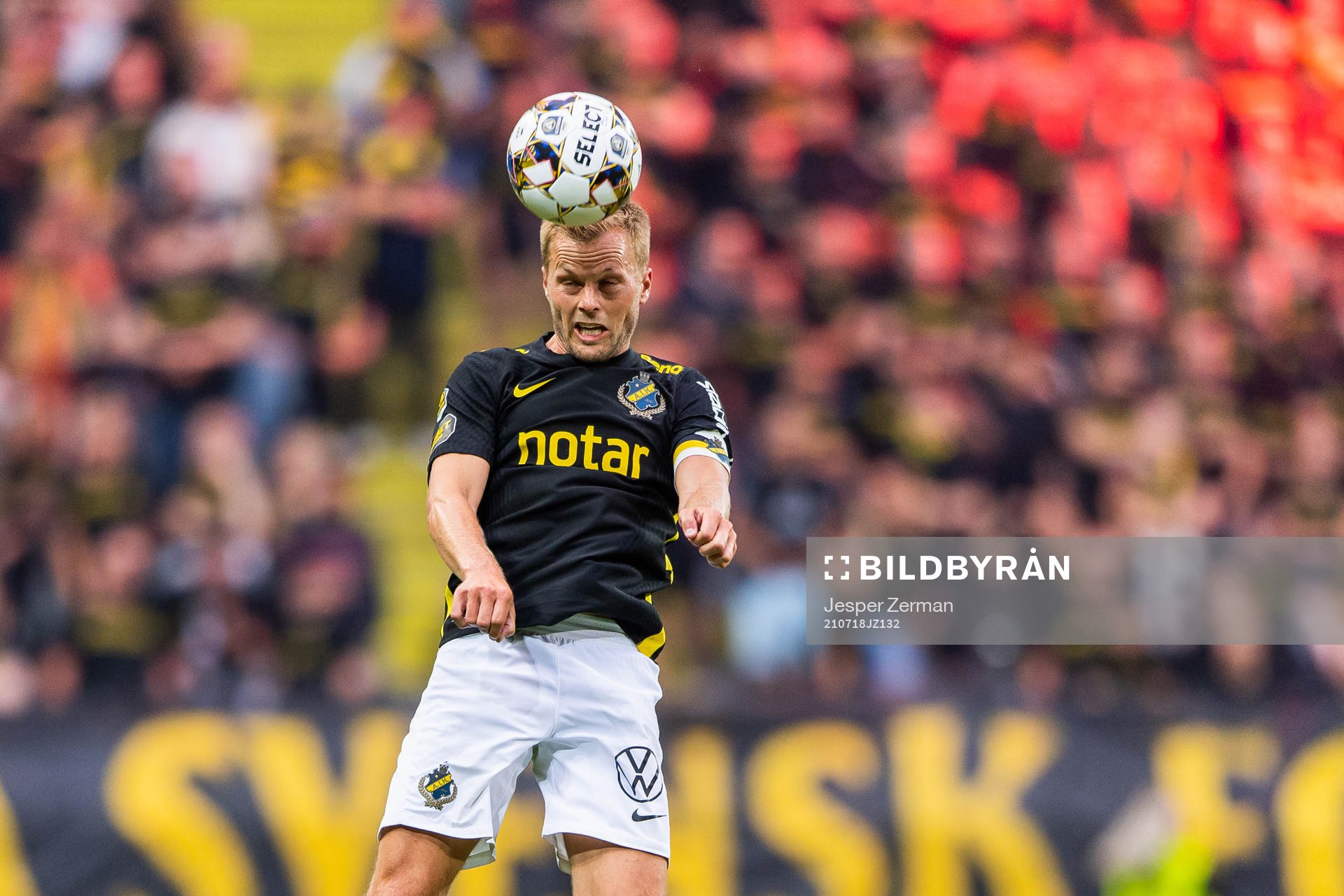 s Sebastian Larsson