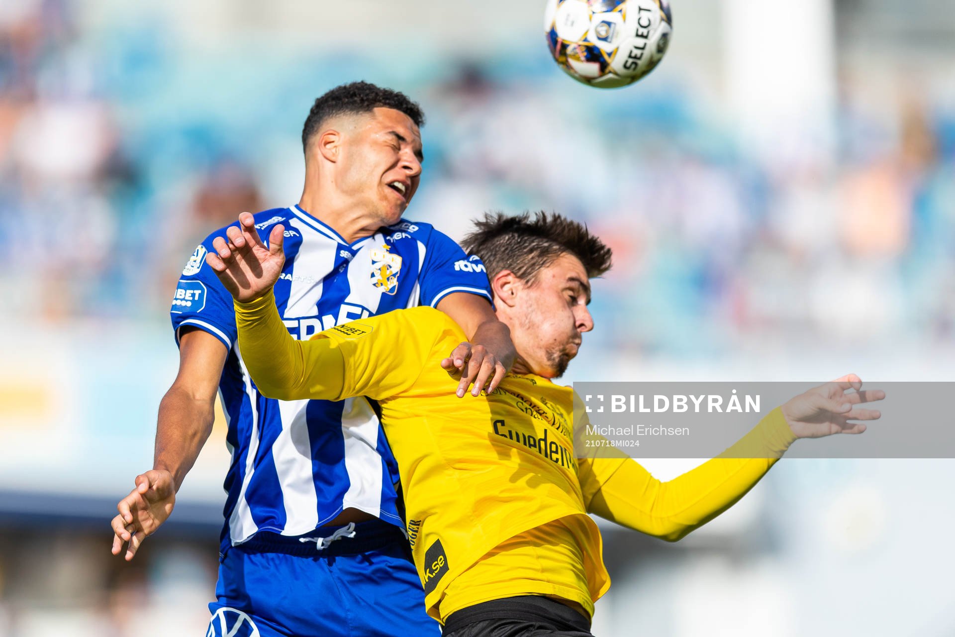 IFK Göteborgs Alexander Jallow och Mjällbys Jesper