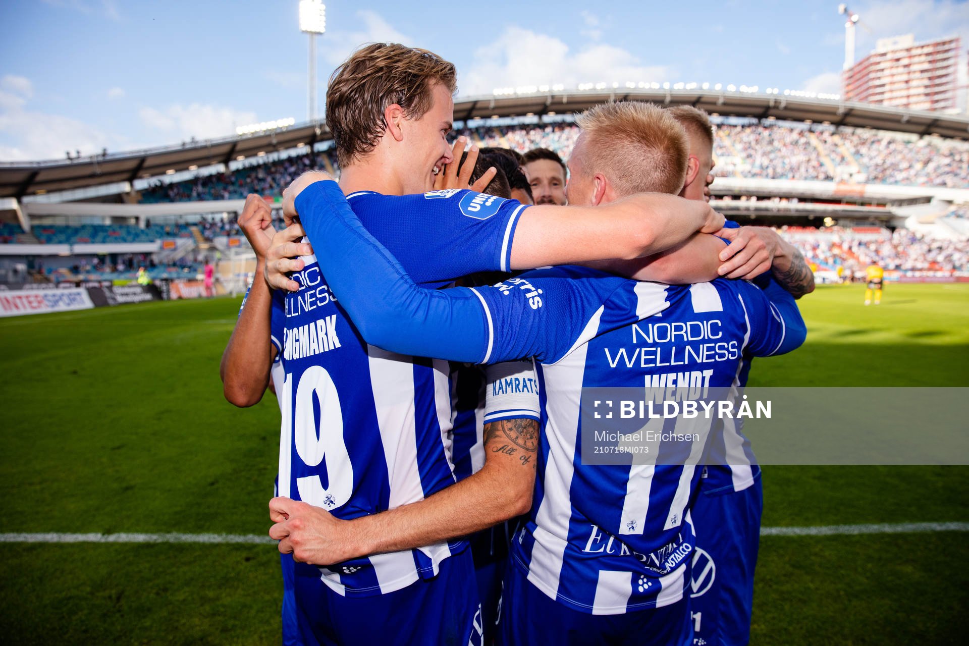 IFK Göteborgs Marcus Berg i mitten jublar med lagkamrater