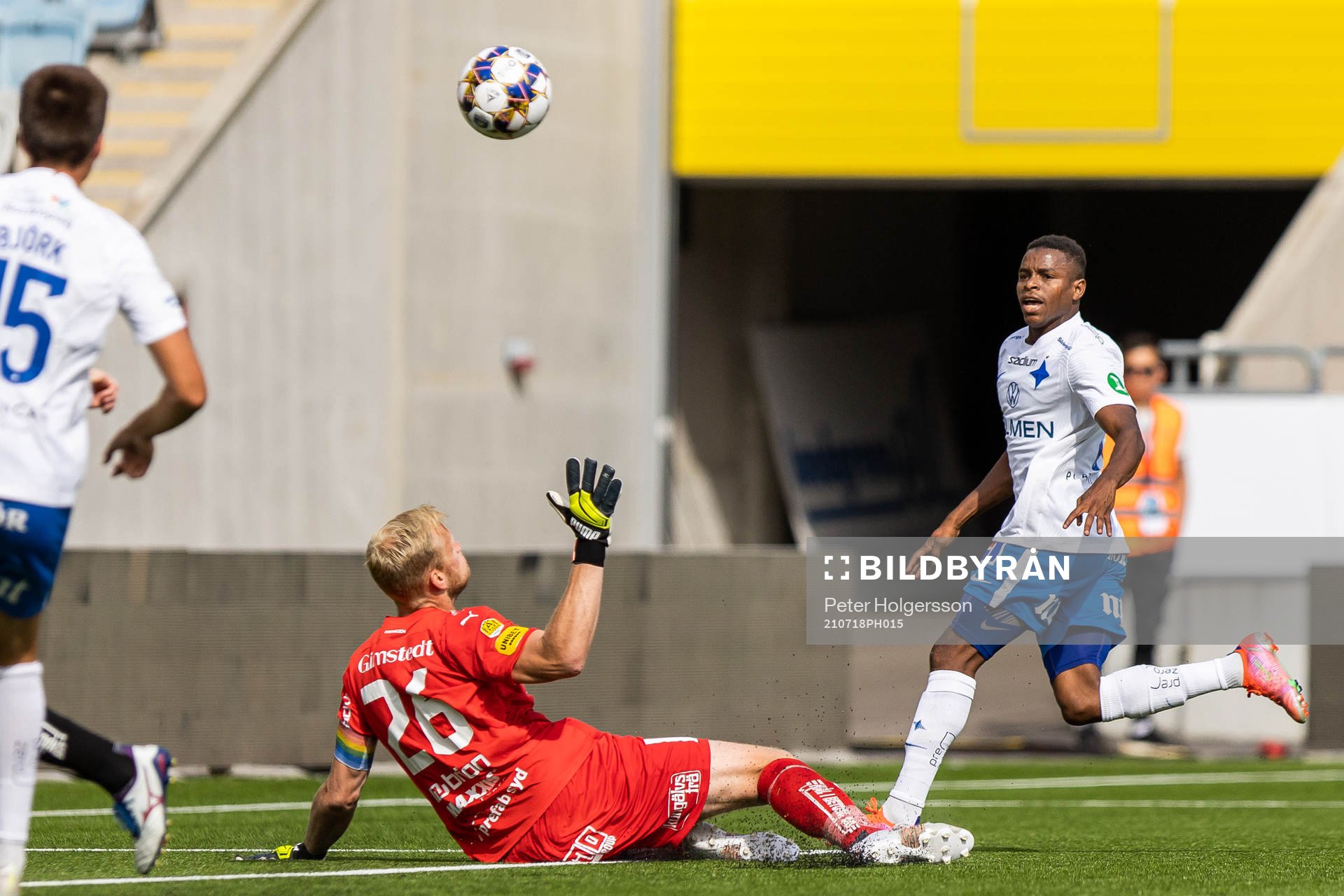 IFK Norrköpings Ishaq Abdulrazaq och Häckens målvakt