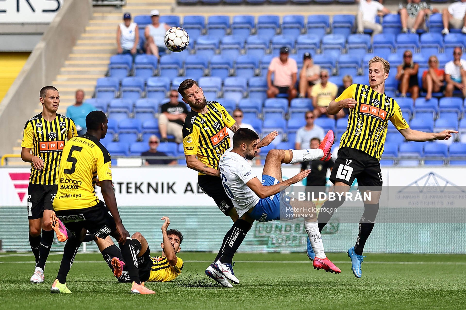 IFK Norrköpings Kristoffer Khazeni och Häckens Gustav