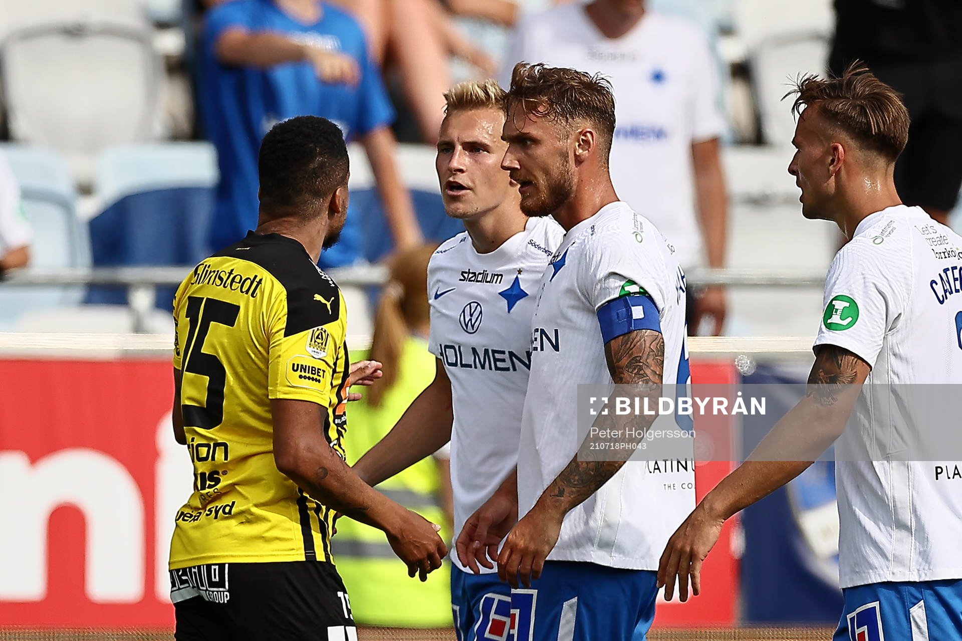 Häckens Martin Olsson, IFK Norrköpings Marco Lund Nielsen