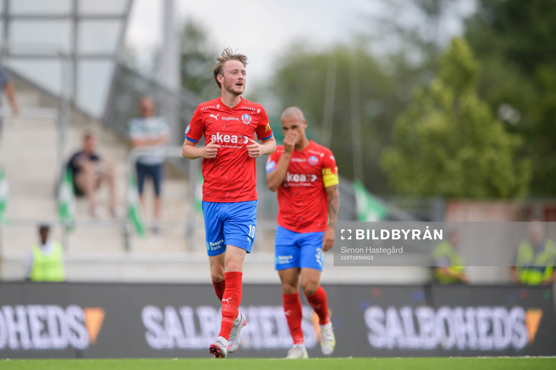 Helsingborgs Rasmus Jönsson jublar efter 0-3 under fotbollsmatchen i Superettan mellan Västerås SK och Helsingborg den 18 juli 2021 i Västerås.