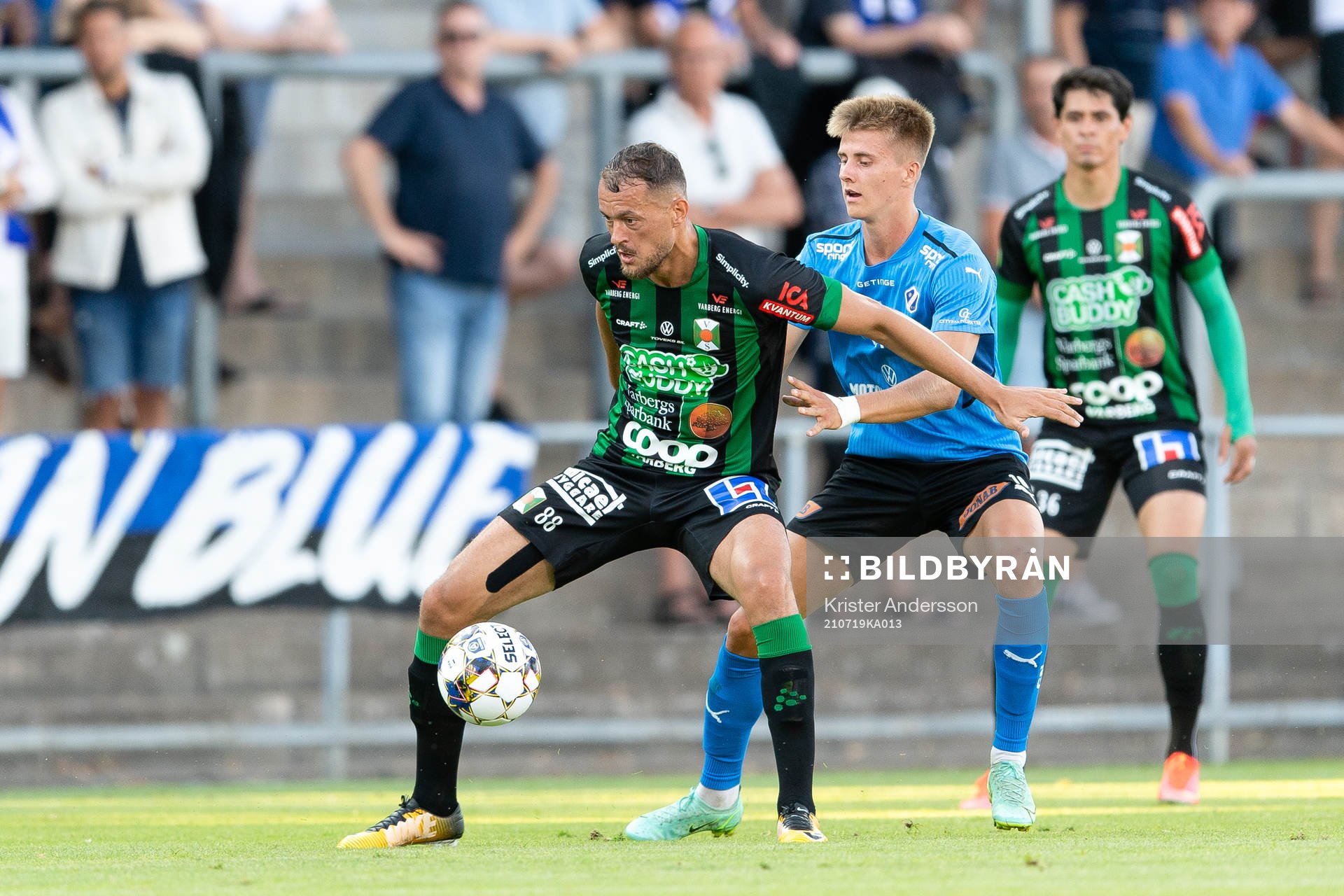 Varbergs Albert Ejupi och Halmstads Erik Ahlstrand