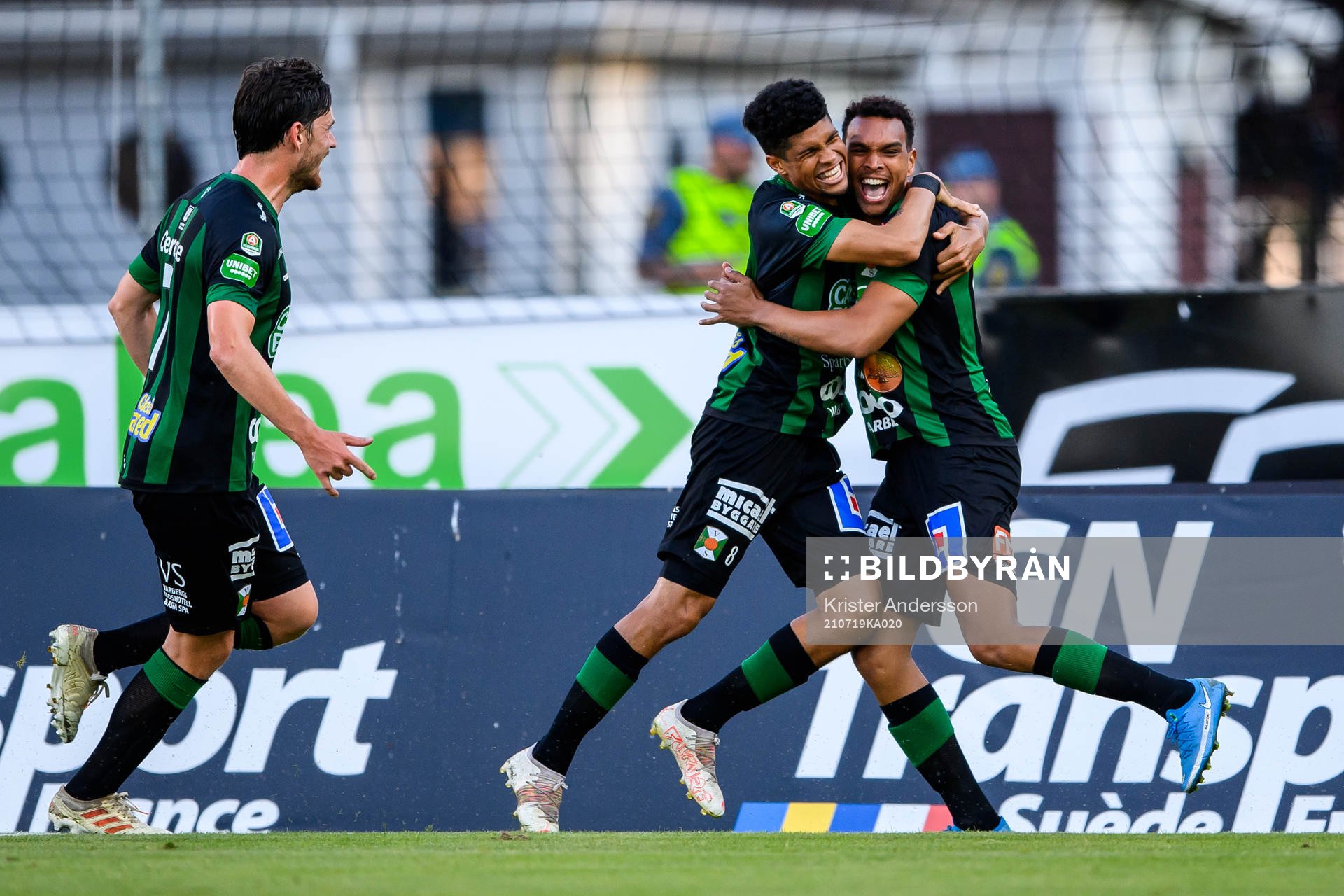 Varbergs Ryan Moon jublar efter 0-1 under fotbollsmatchen i Allsvenskan mellan Halmstad och Varberg den 19 juli 2021 i Halmstad. 