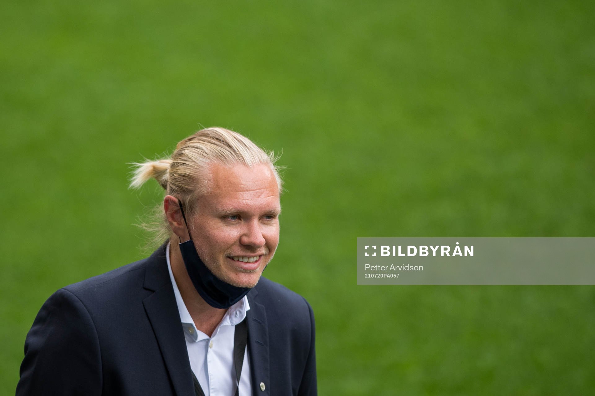 Hjalmar Tell, communications officer