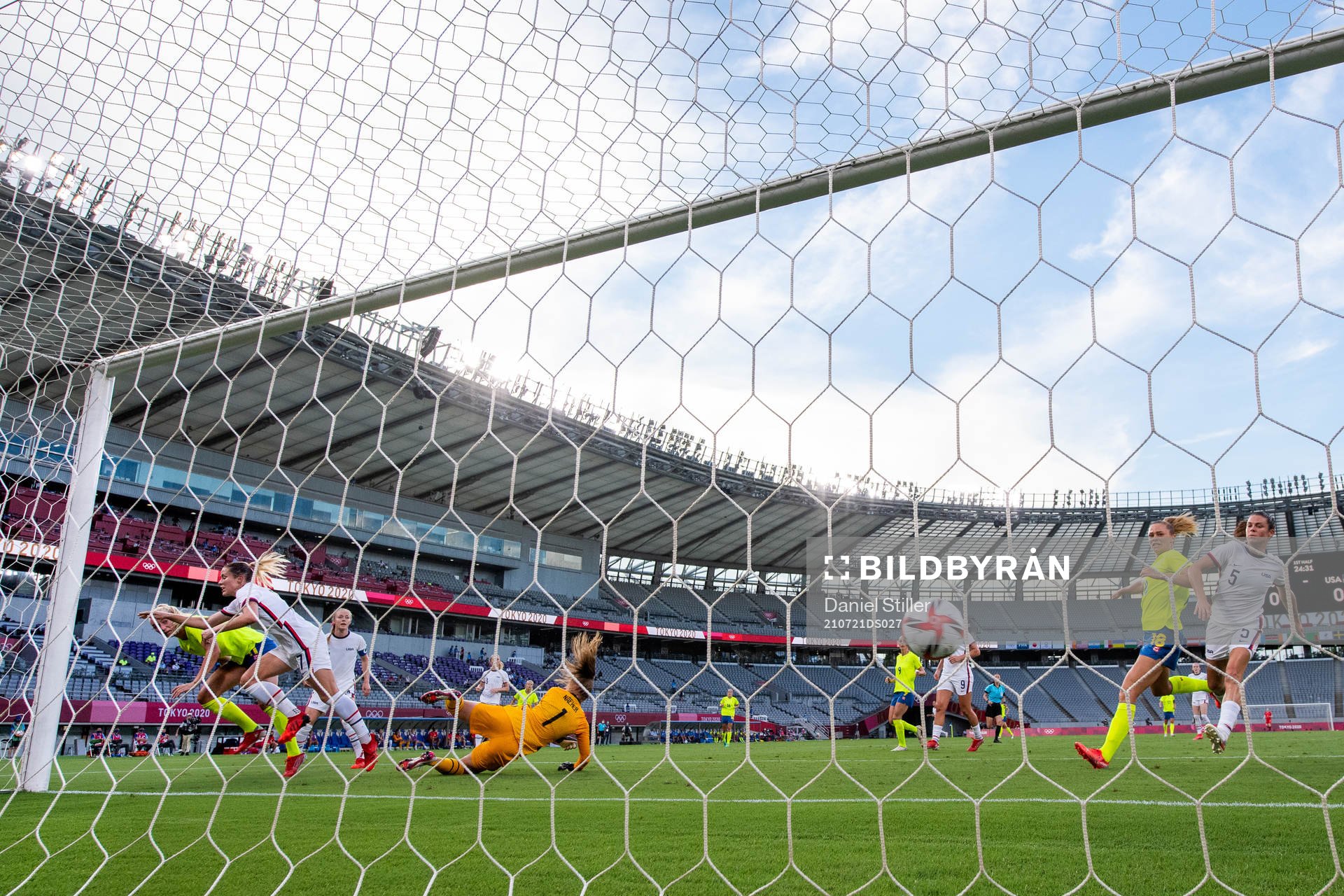 Stina Blackstenius of Sweden scores 1-0