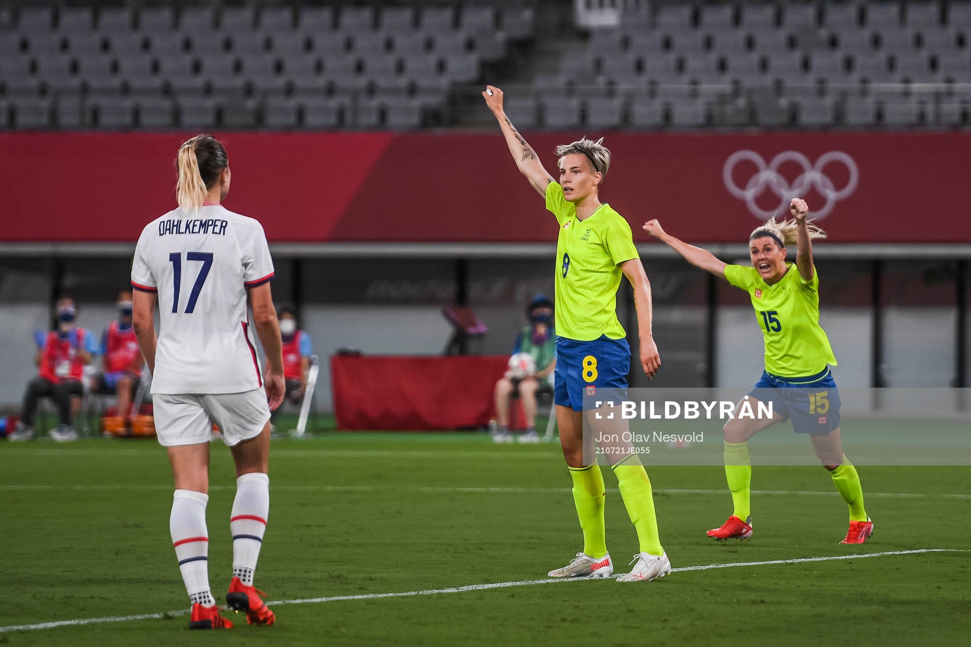 Lina Hurtig and Olivia Schough of Sweden celebrate the 3-0