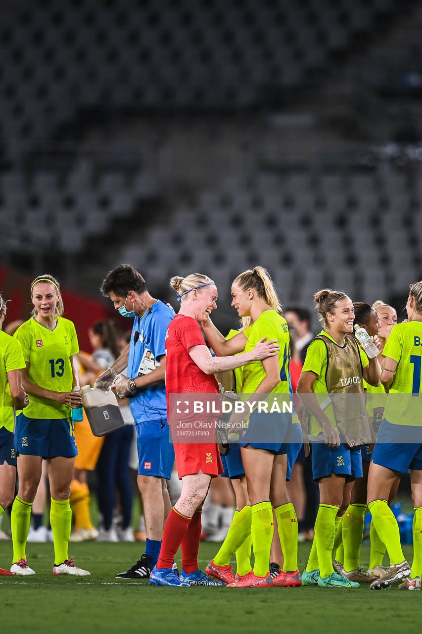 Goalkeeper Hedvig Lindahl and Fridolina Rolfö of Sweden