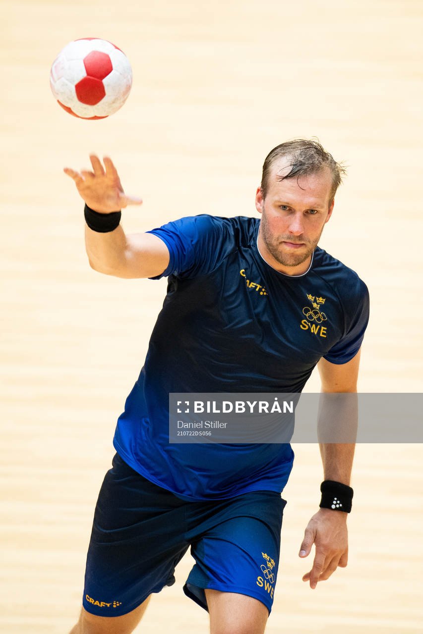 Max Darj of the Swedish handball team