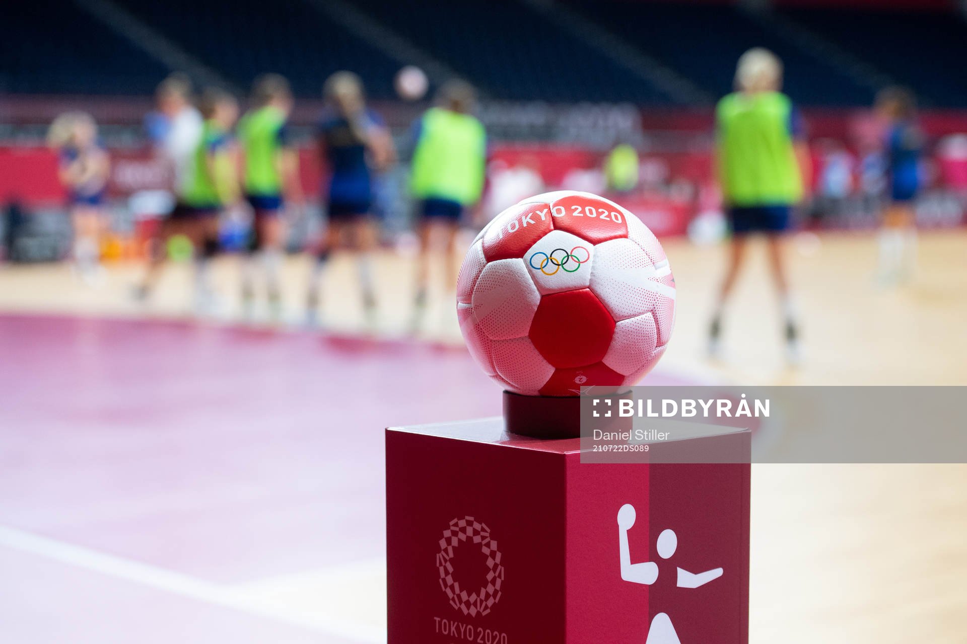 A handball with the Tokyo2020 logo