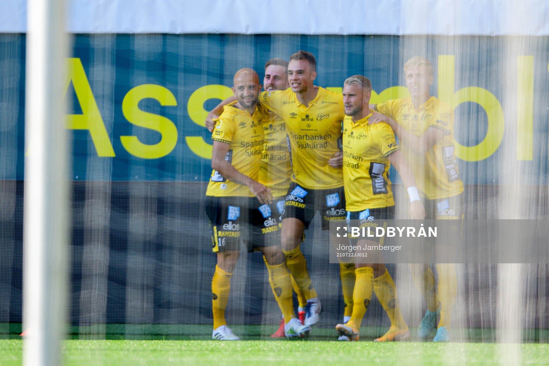 Leo Väisänen of Elfsborg celebrates the 1-0 goal