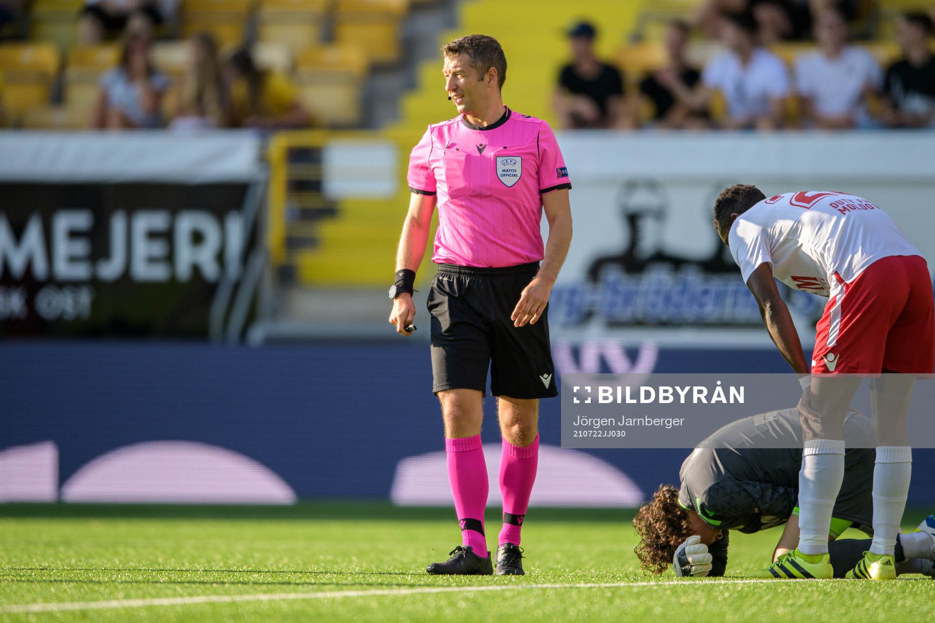 Referee Aleksei Matyunin