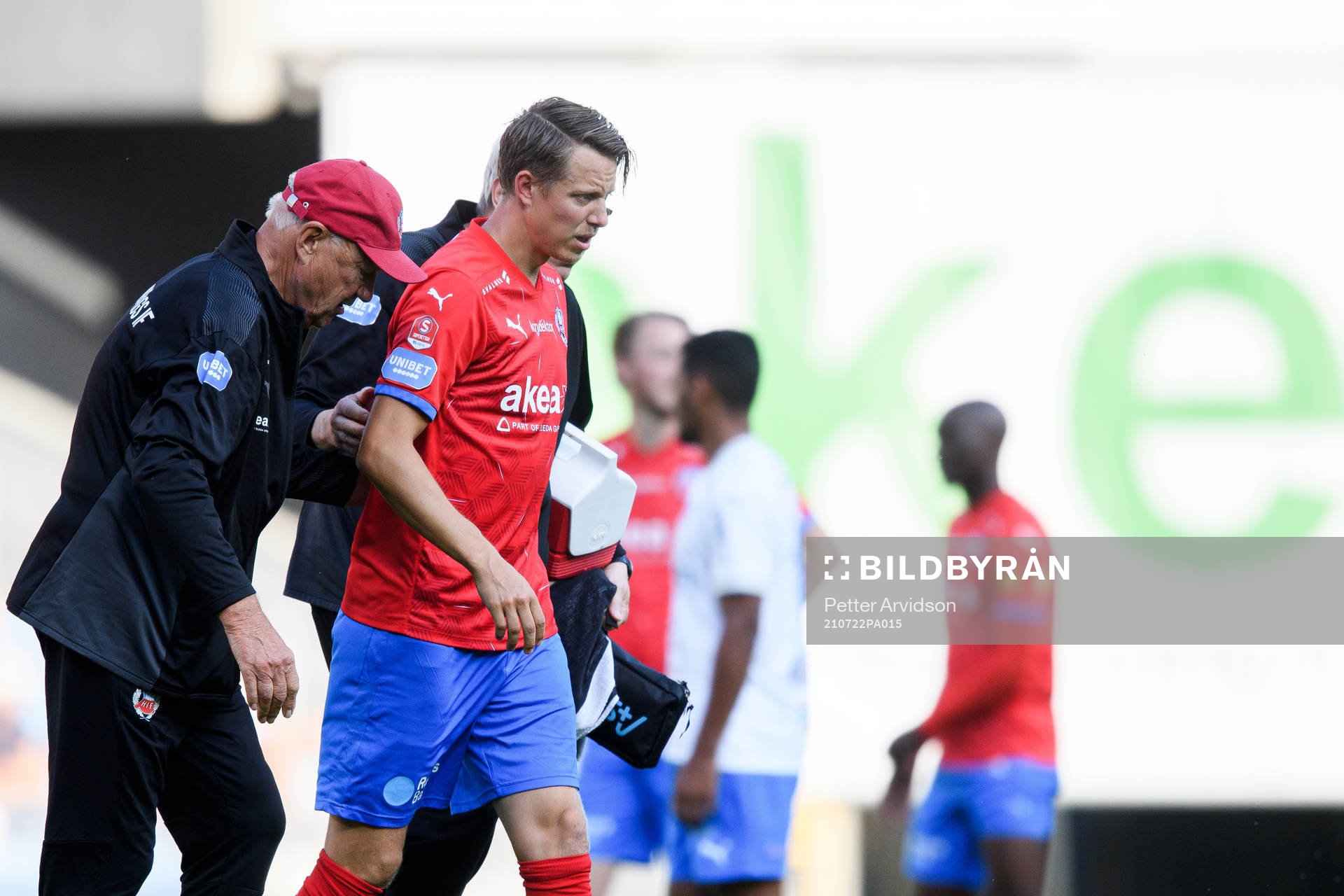 Helsingborgs Viktor Lundberg har ont