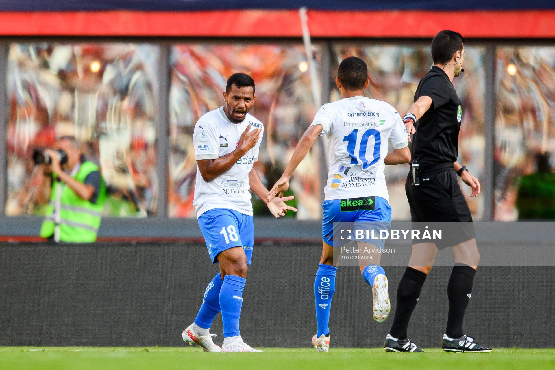 Värnamos Wenderson Oliveira do Nascimento och Erick