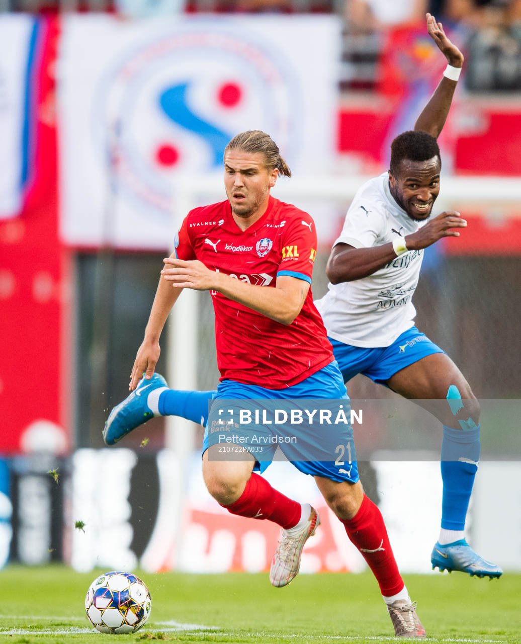 Helsingborgs Charlie Weberg och Värnamos Christioan Moses