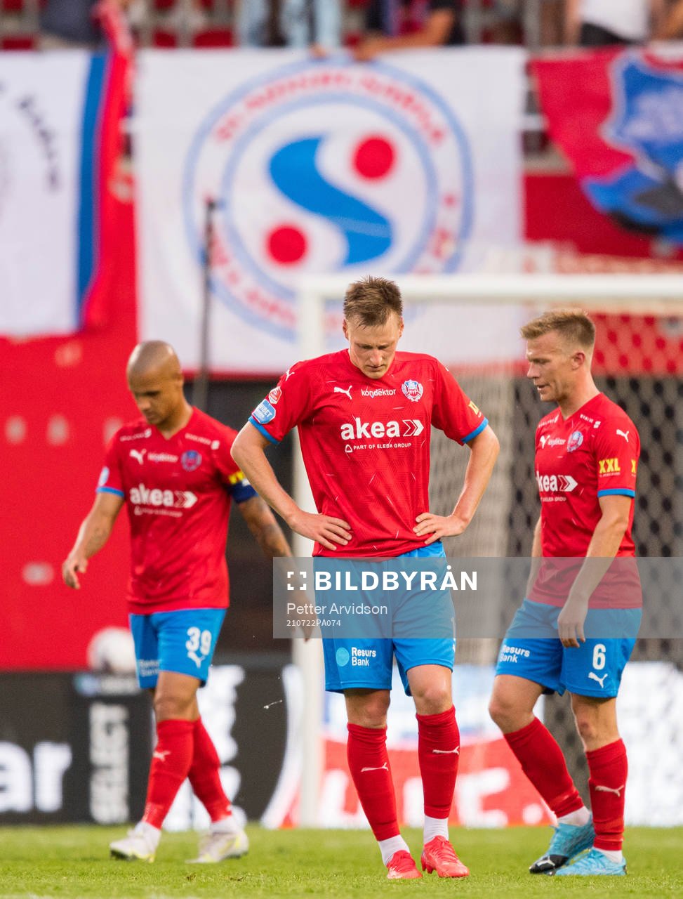 Helsingborgs Rasmus Karjalainen och Andreas Landgren deppar