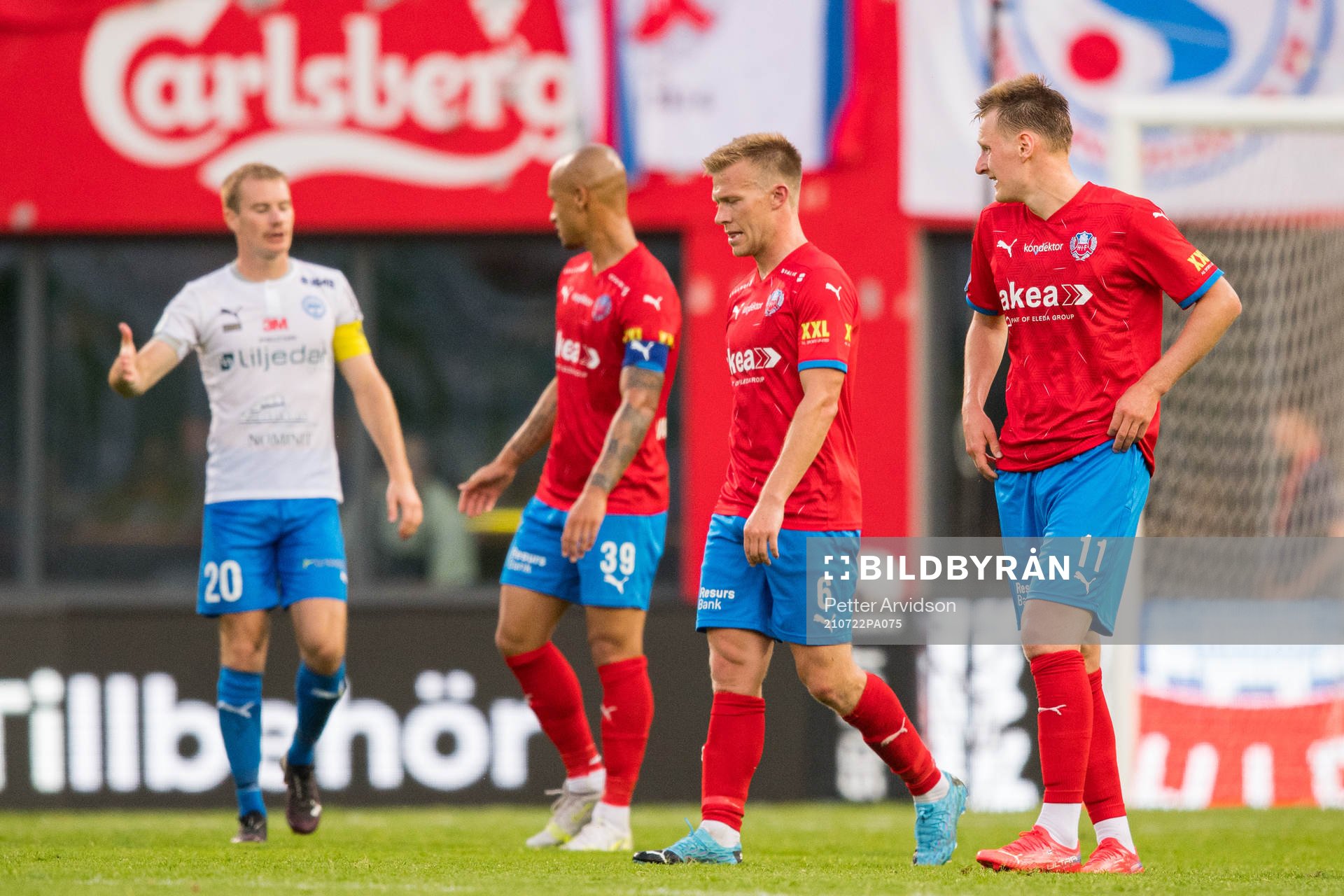 Helsingborgs Andreas Landgren och Rasmus Karjalainen deppar