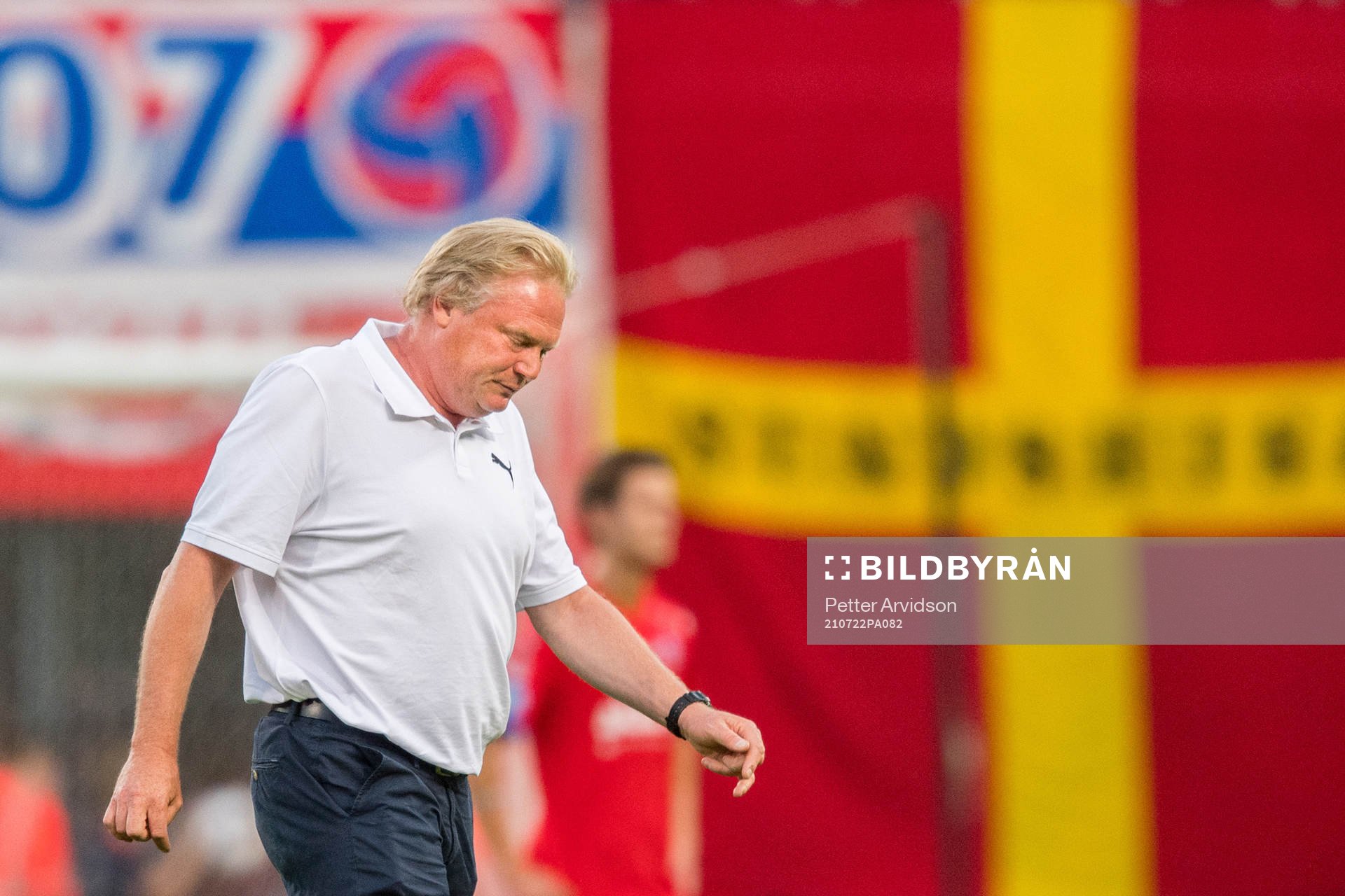Helsingborgs tränare Jörgen Lennartsson deppar