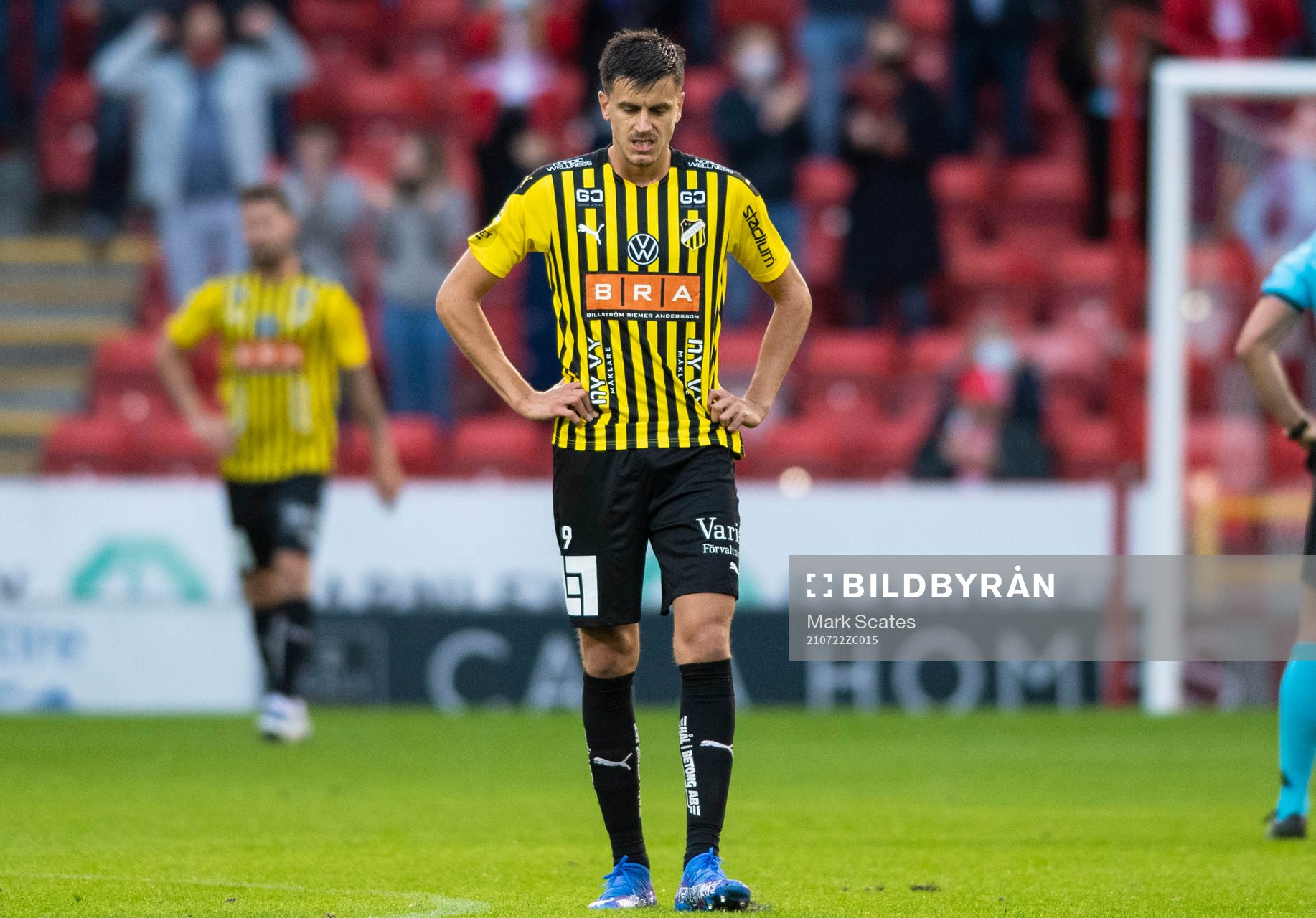 Alexander Jeremejeff of Häcken looks dejected