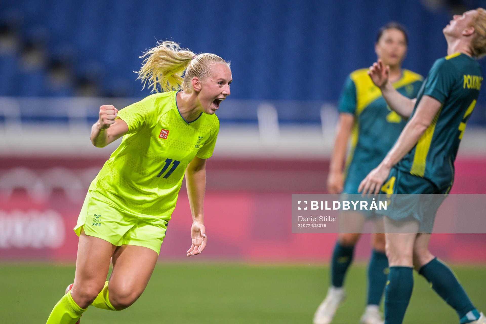 Stina Blackstenius of Sweden celebrates