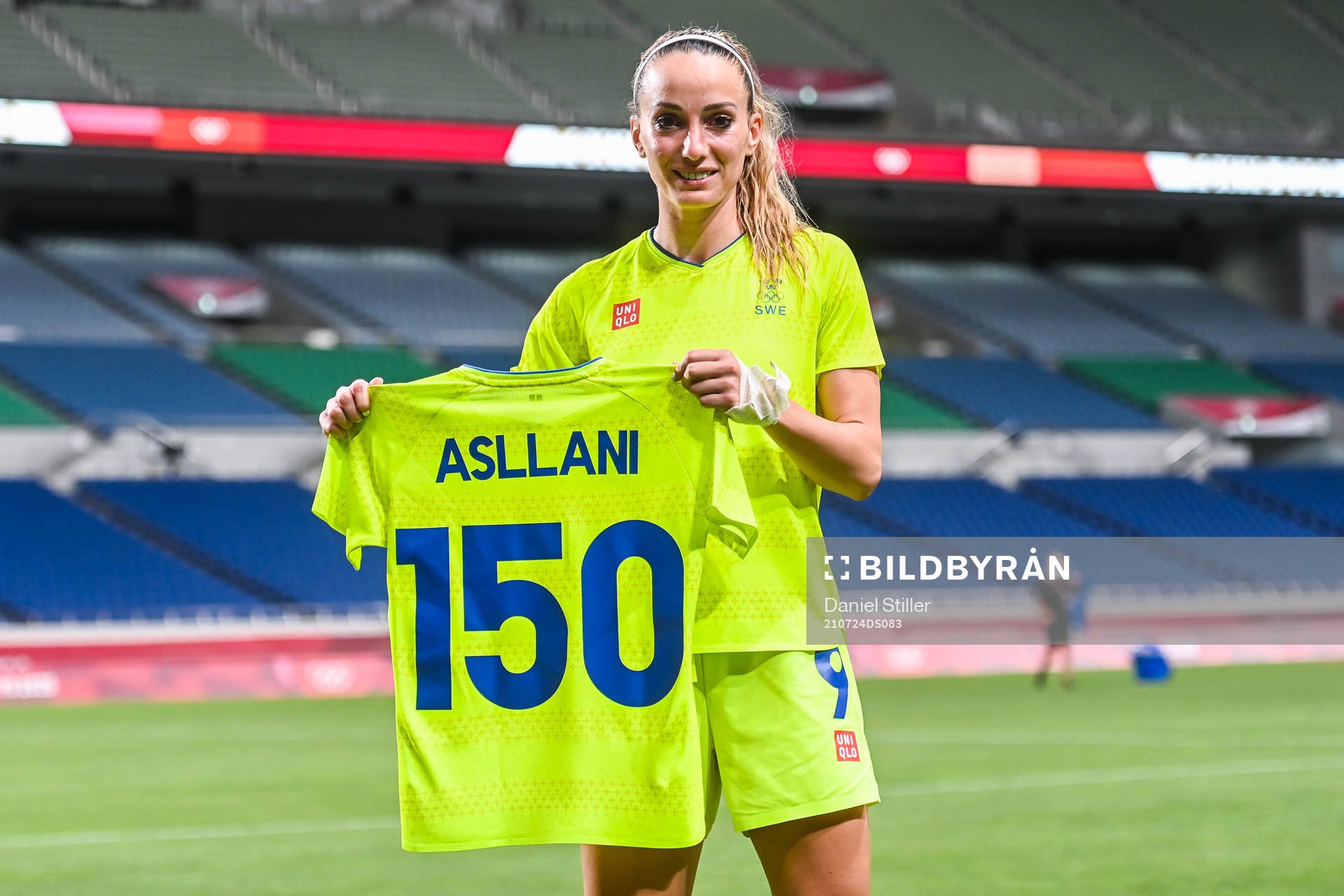 Kosovare Asllani of Sweden with a jersey that celebrates