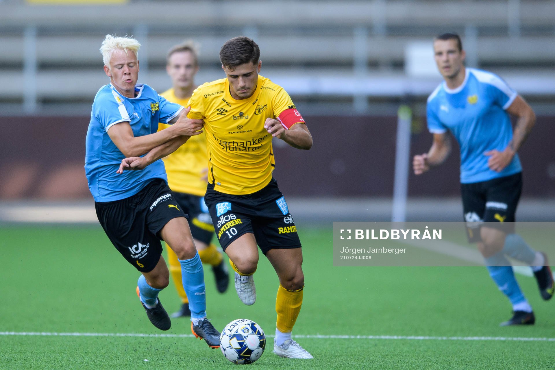 Elfsborgs Besfort Zeneli och Mjällbys Otto Rosengren