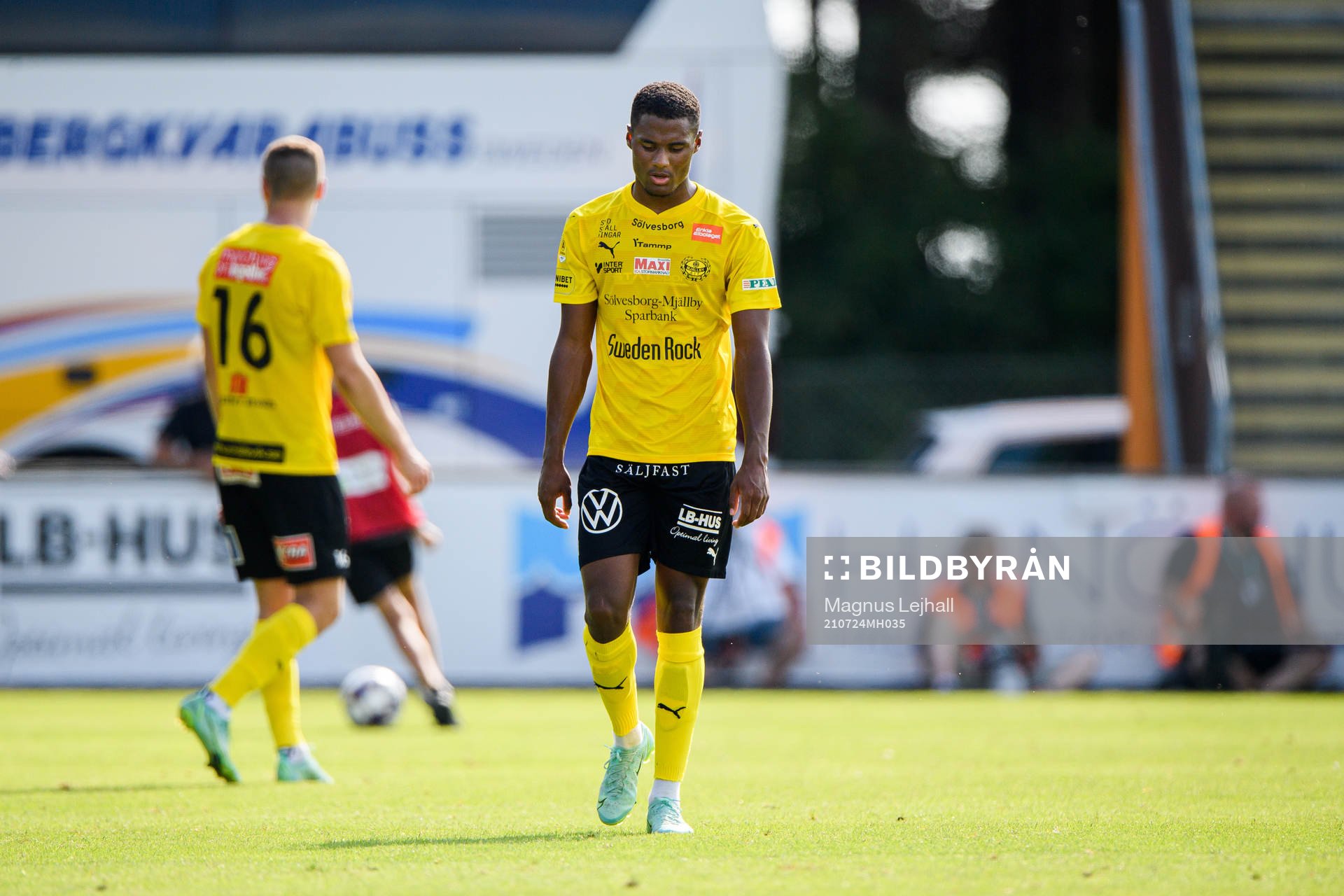 Mjällbys Amin Sarr deppar