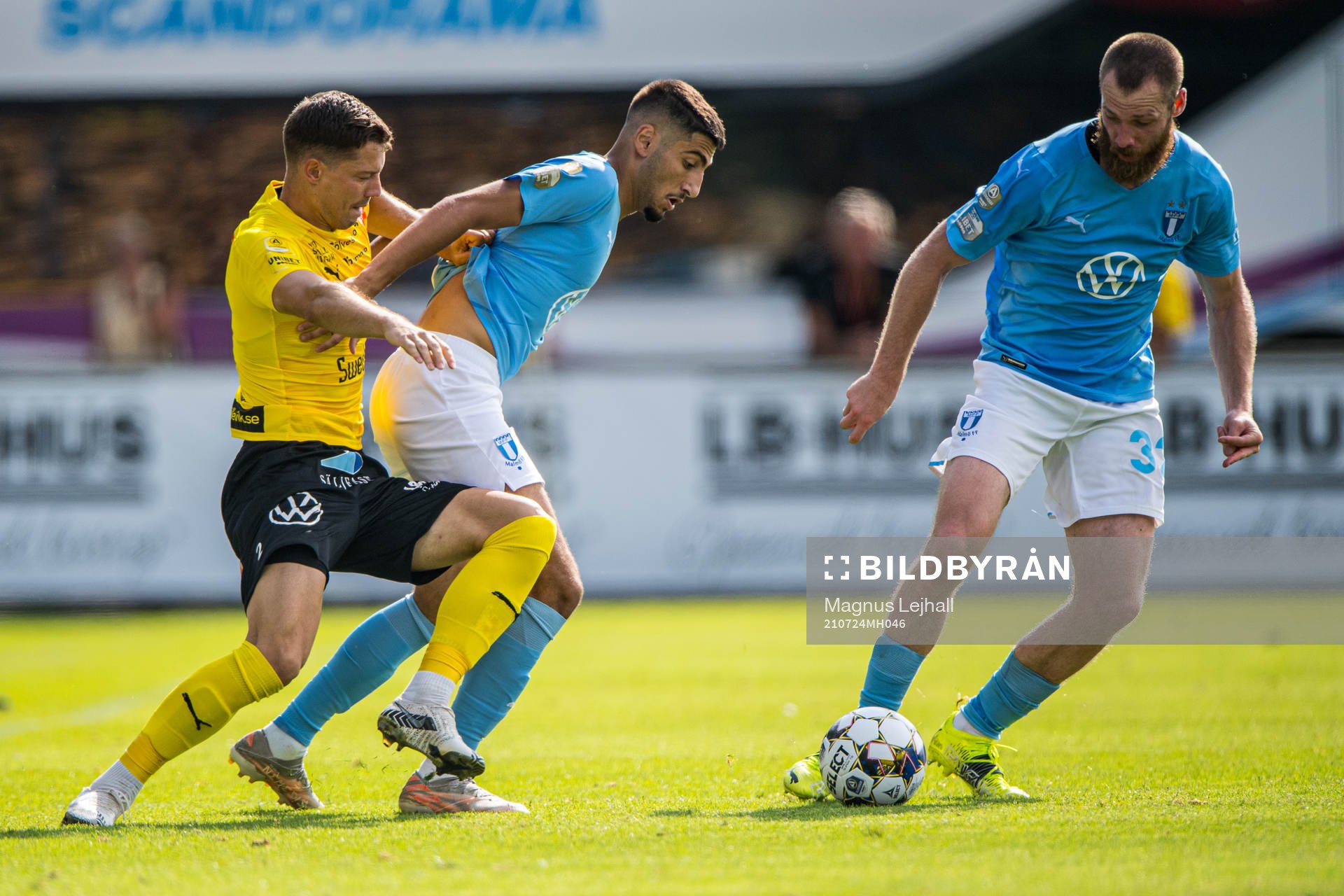 Mjällbys Josip Filpovic, Malmö FFs Peter Gwargis och Jo