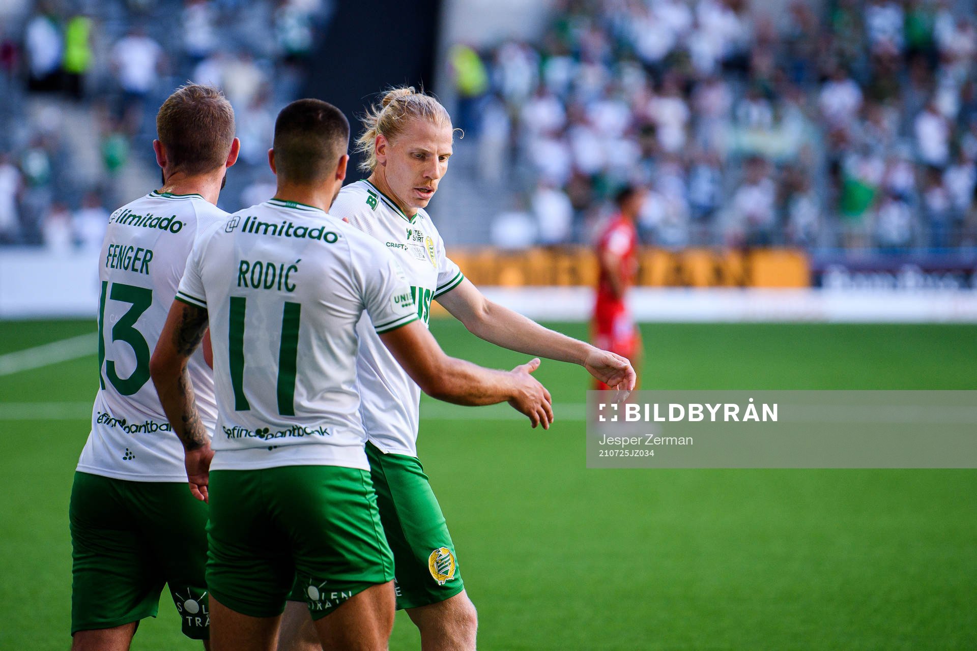Hammarbys Gustav Ludwigson jublar efter 1-1 under fotbollsmatchen i Allsvenskan mellan Hammarby och IFK Norrköping den 25 juli 2021 i Stockholm.