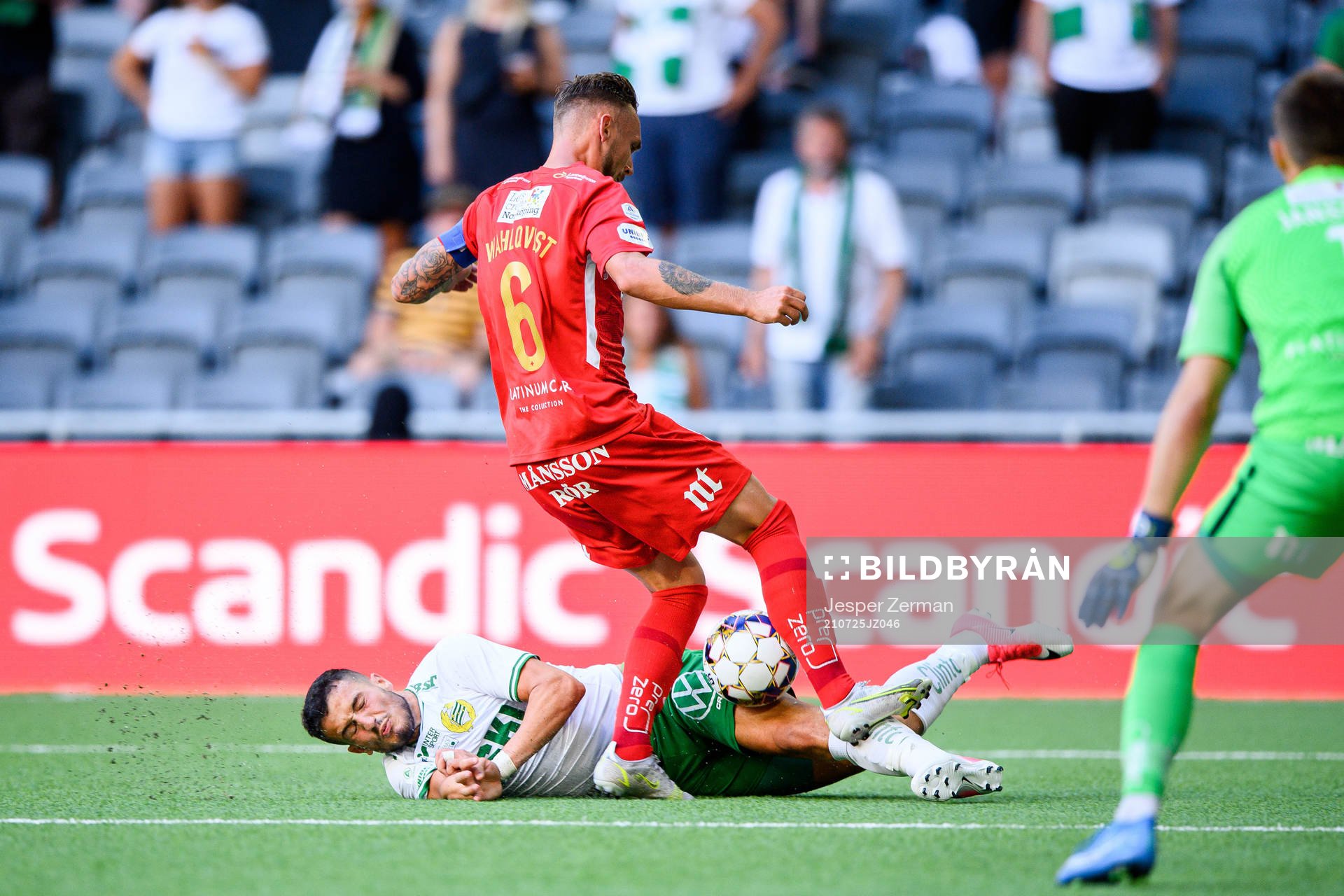Hammarbys Astrit Selmani och IFK Norrköpings Linus