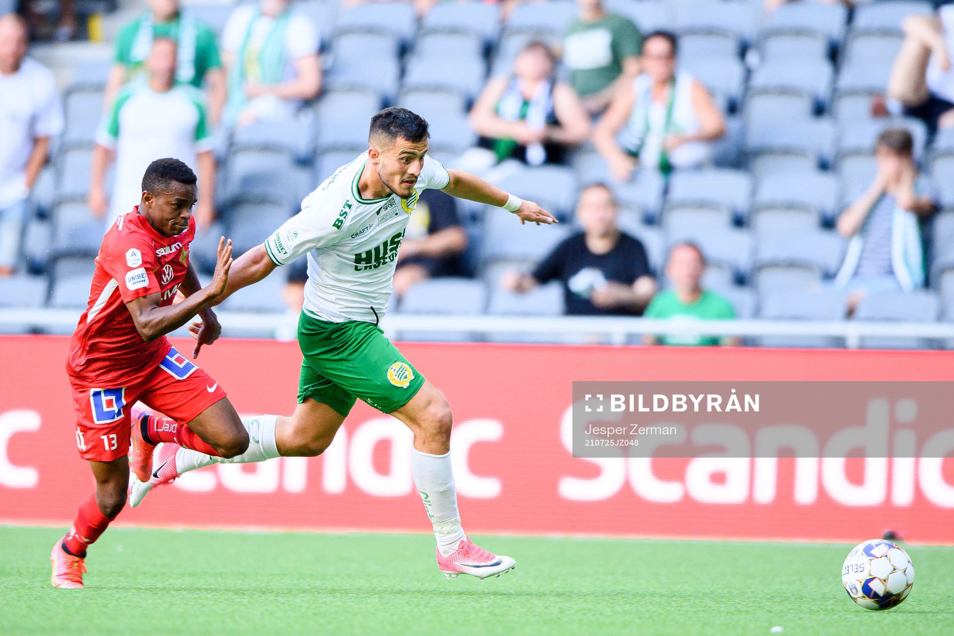 IFK Norrköpings Ishaq Abdulrazaq och Hammarbys Astrit