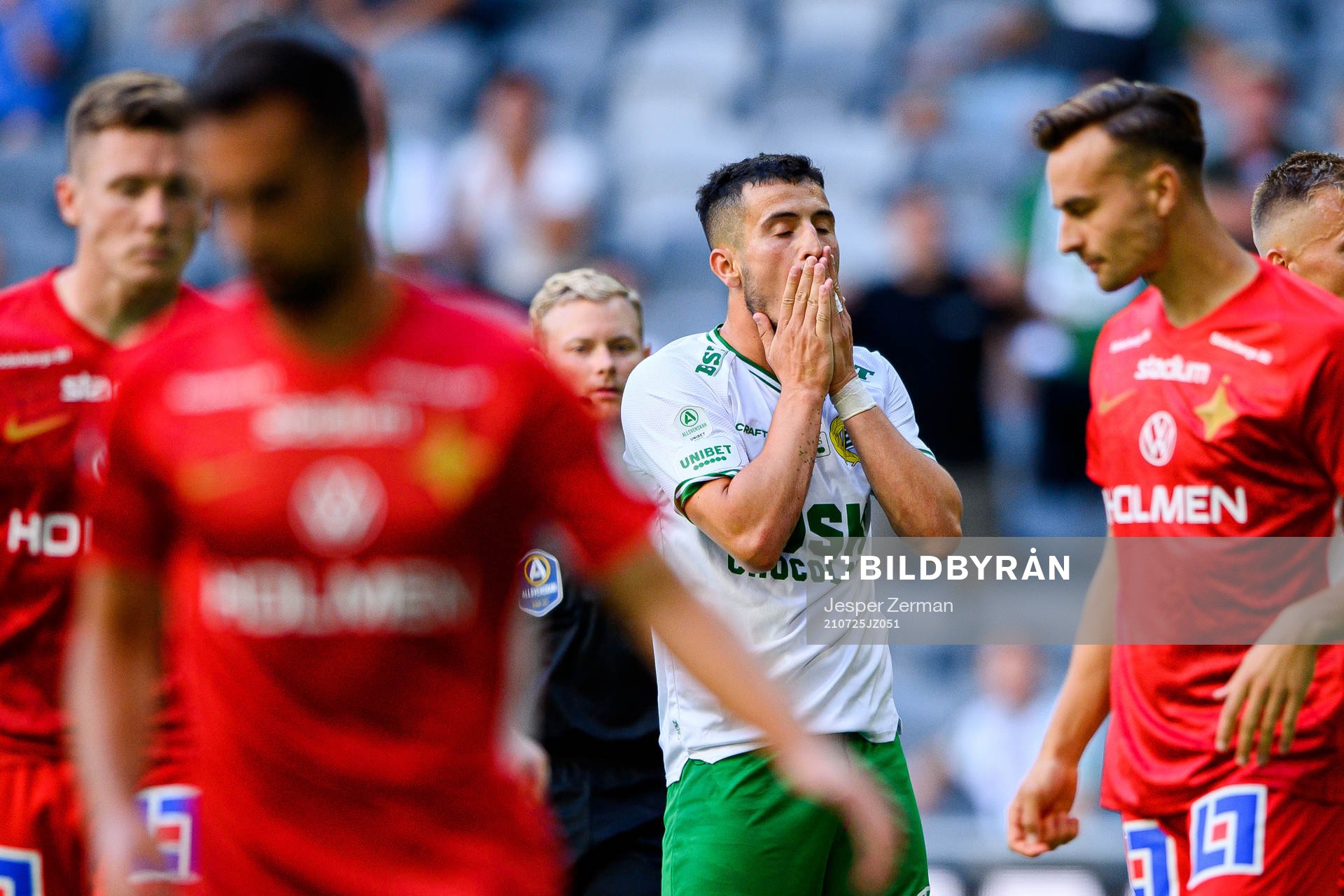 Hammarbys Astrit Selmani deppar