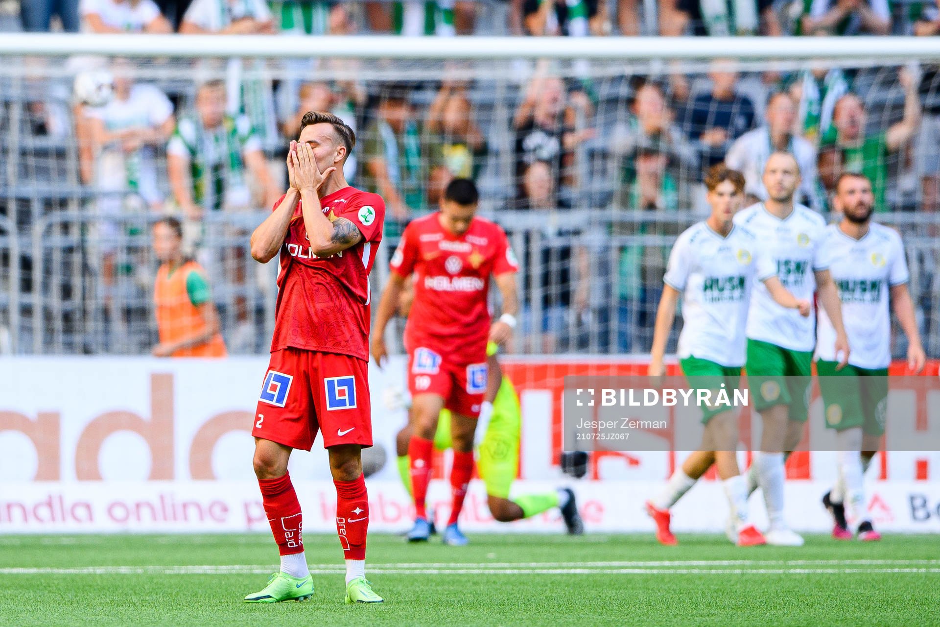 IFK Norrköpings Henrik Castegren deppar