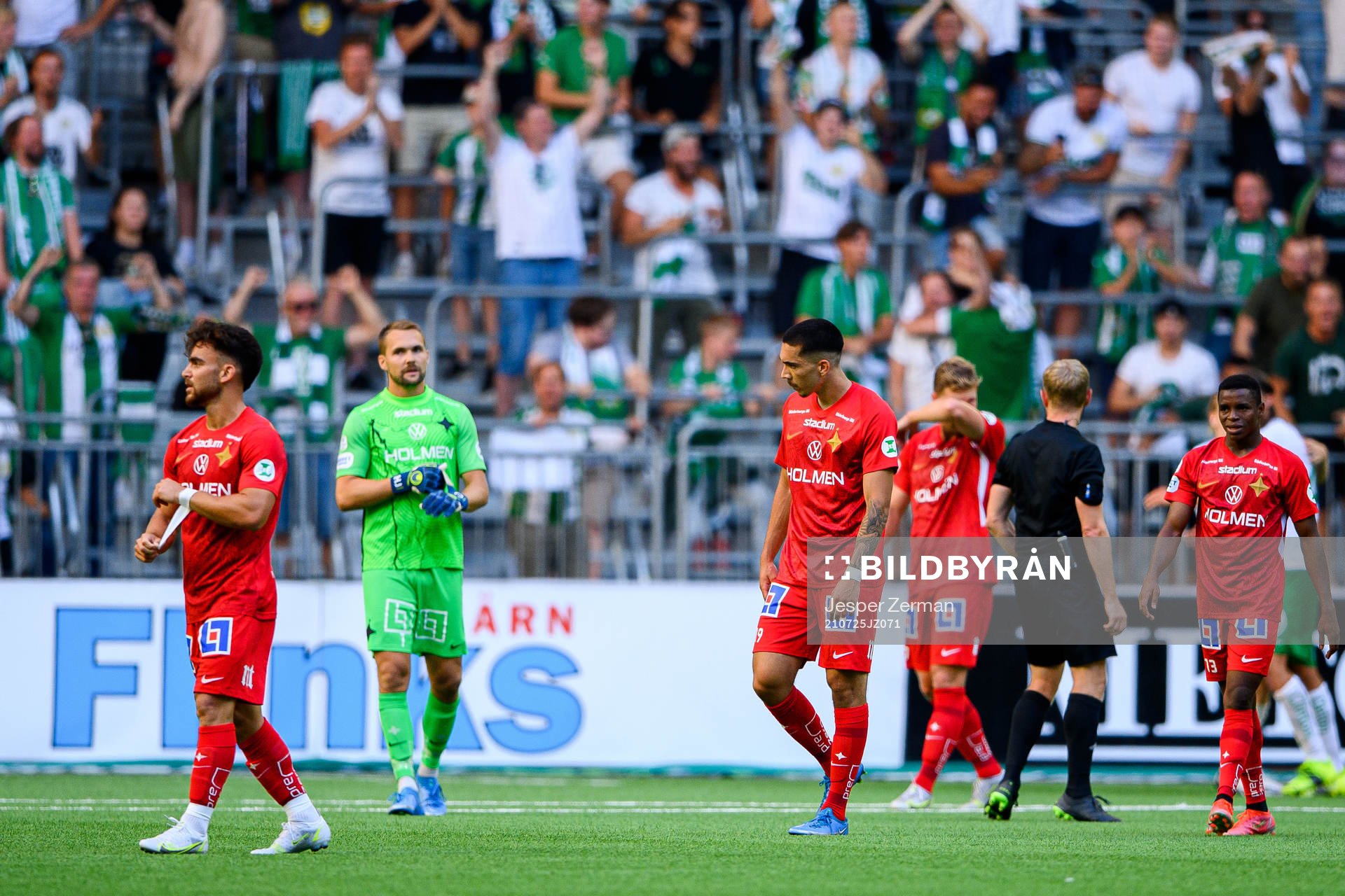 IFK Norrköpings Yahav Gurfinkel och Lucas Lima deppar