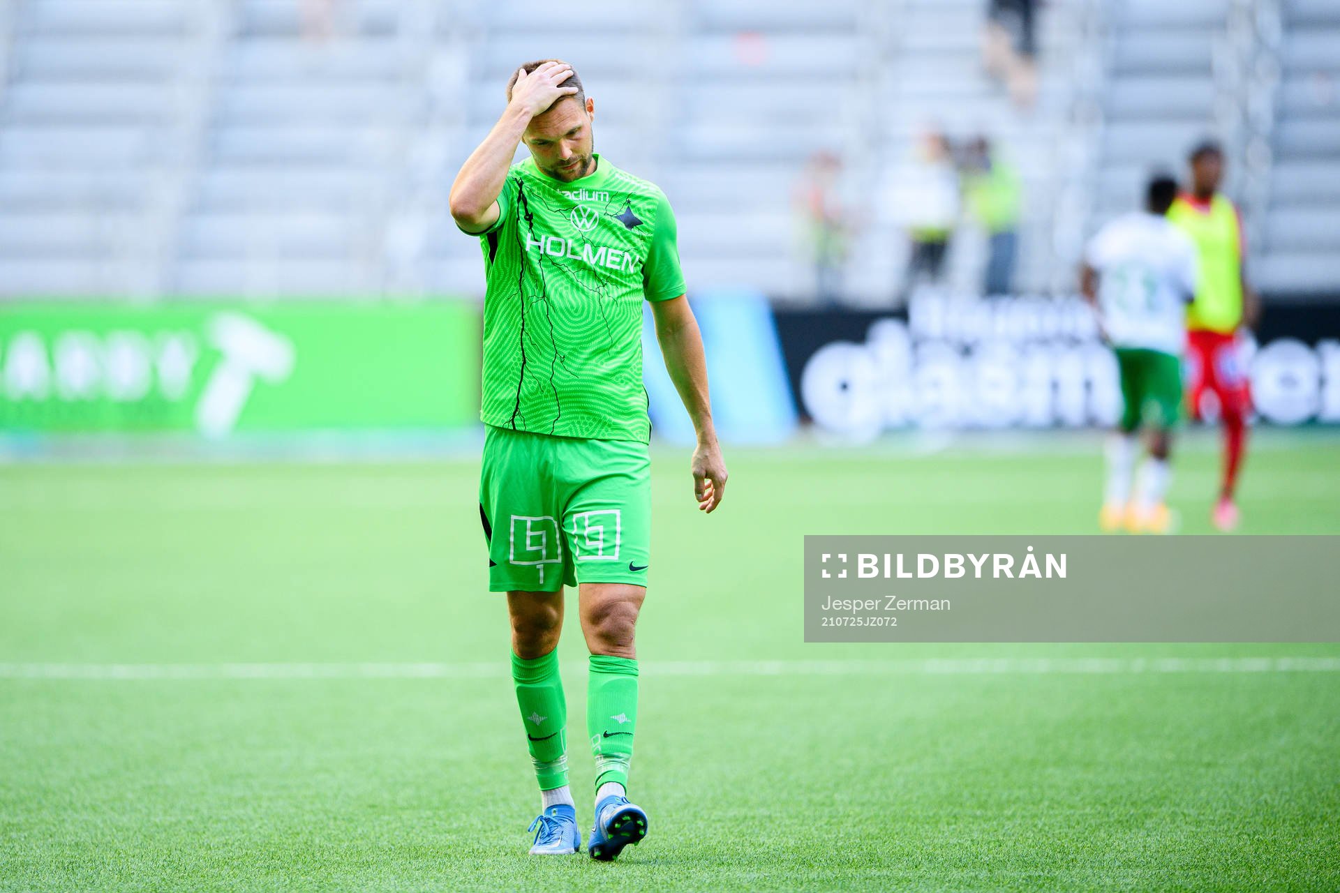 IFK Norrköpings målvakt Oscar Jansson deppar