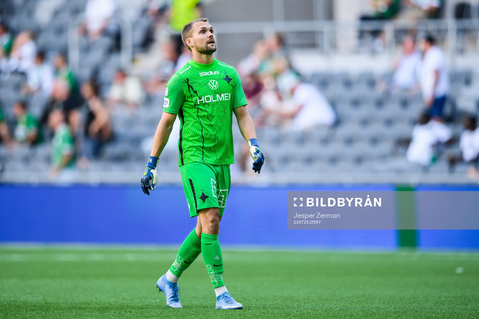 IFK Norrköpings målvakt Oscar Jansson deppar