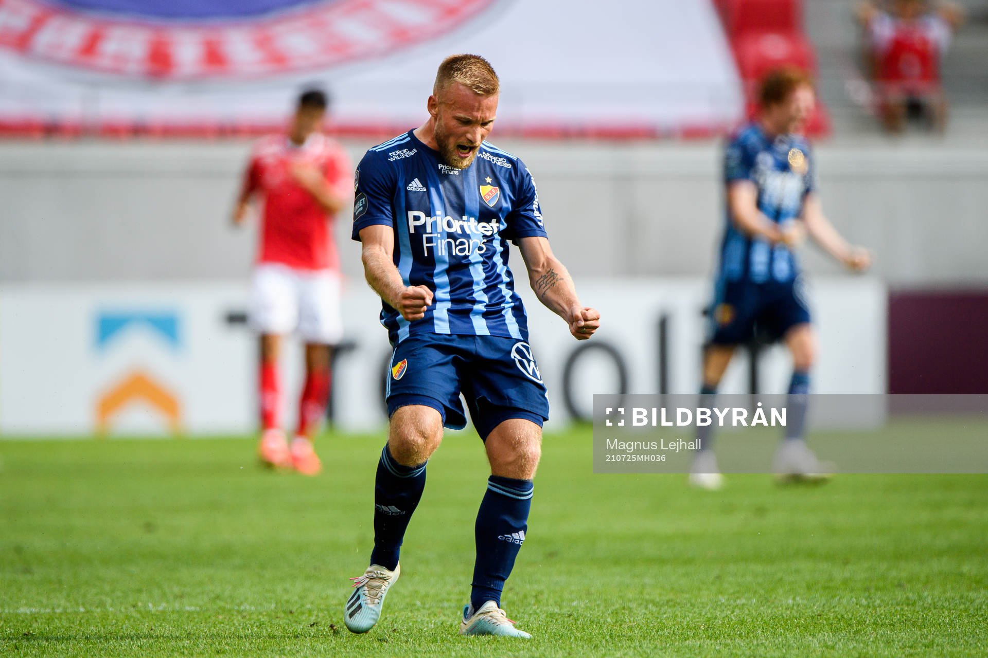 Djurgårdens Nicklas Bärkroth jublar