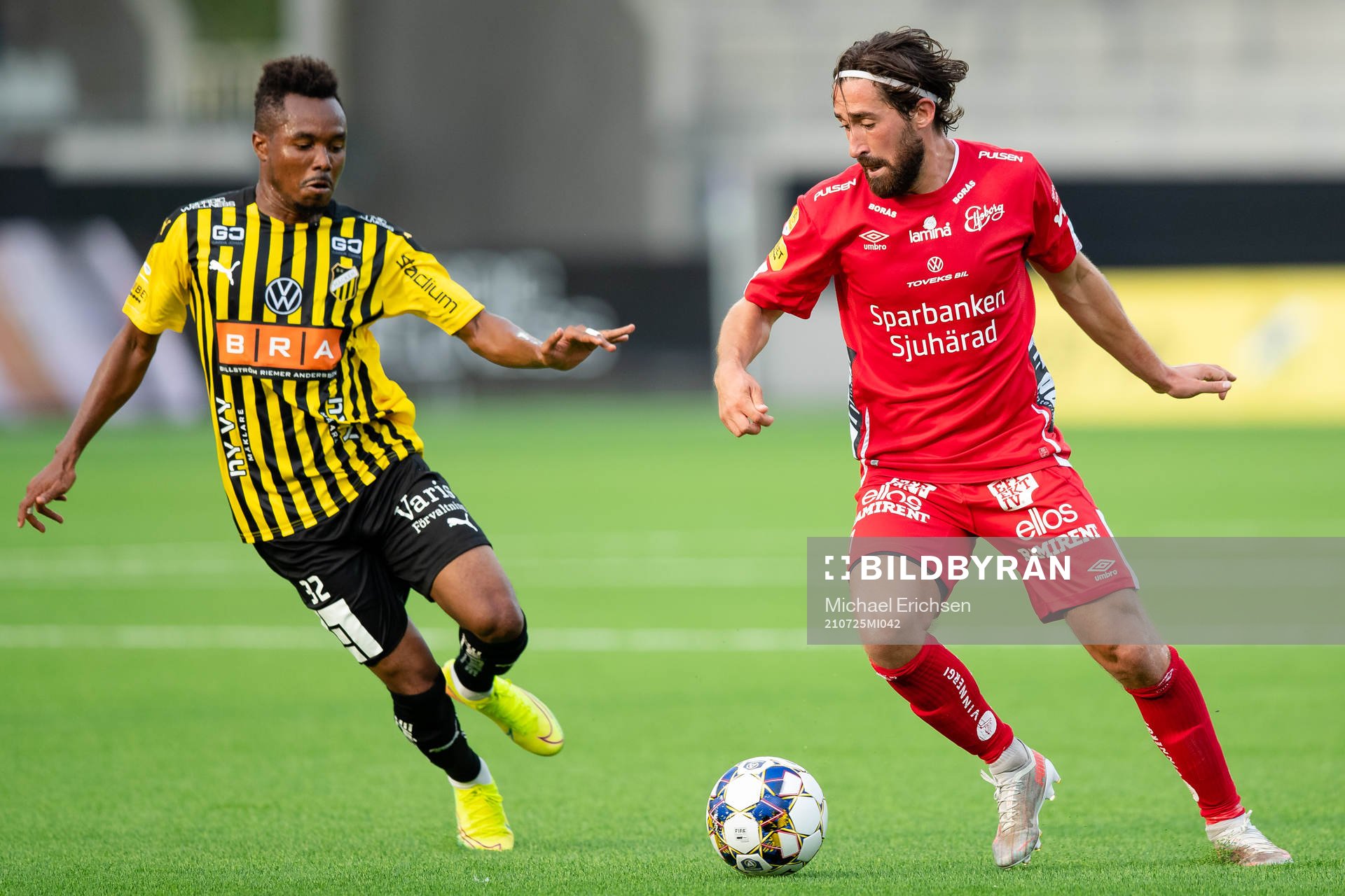 Häckens Nasiru Mohammed och Elfsborgs Frederik Holst