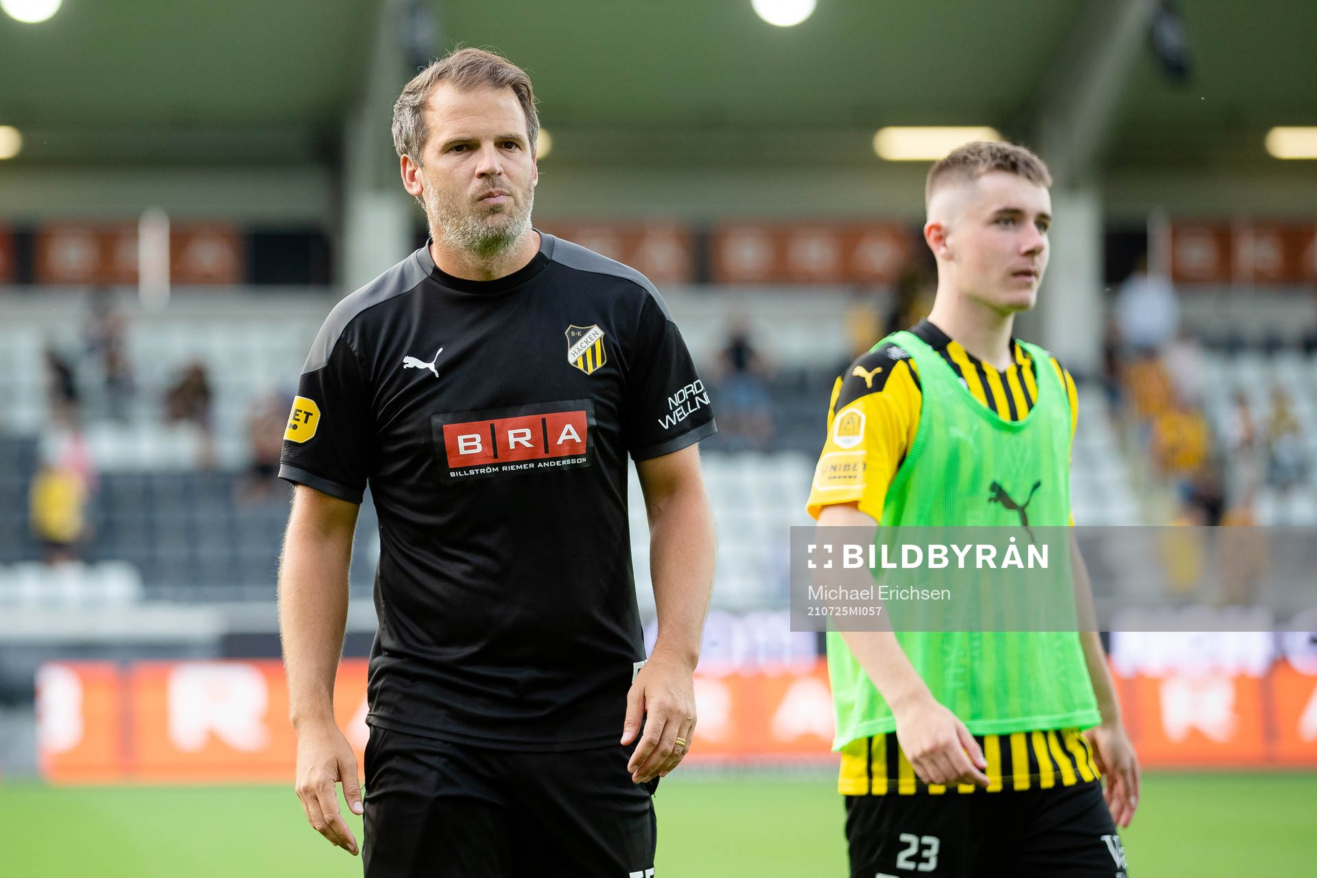 Häckens assisterande tränare Robert Vilahamn och Patrik