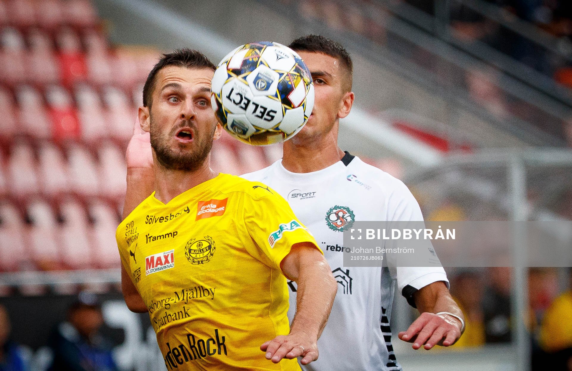 Mjällbys Kadir Hodzic och Örebros Hussein Ali
