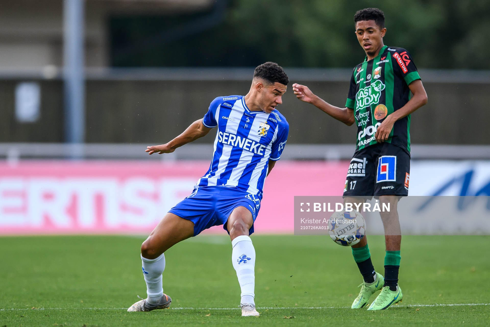 IFK Göteborgs Alexander Jallow och Varbergs Tashreeq