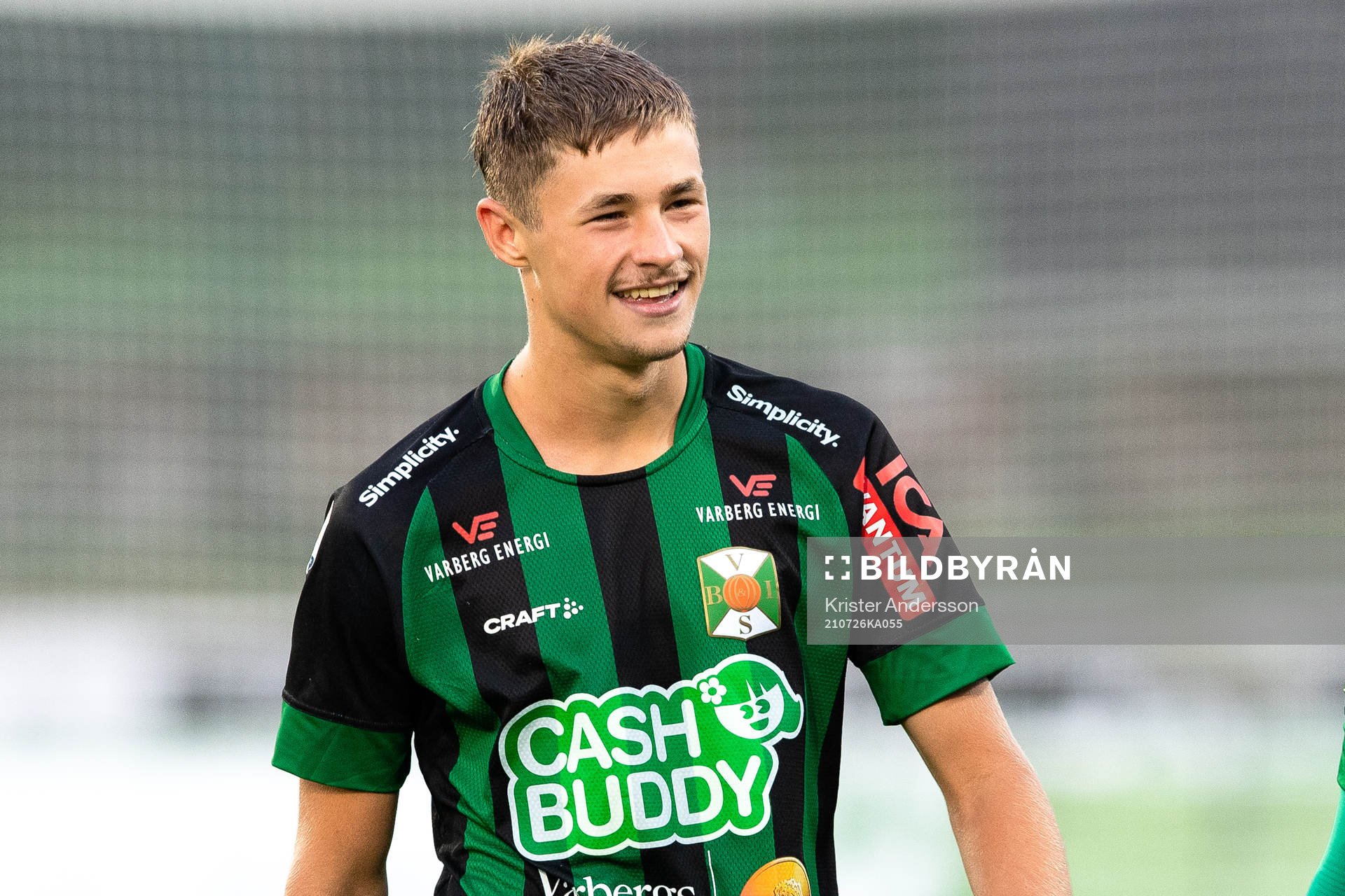 Varbergs Oliver Alfonsi jublar efter fotbollsmatchen i Allsvenskan mellan Varberg och IFK Göteborg den 26 juli 2021 i Varberg. 