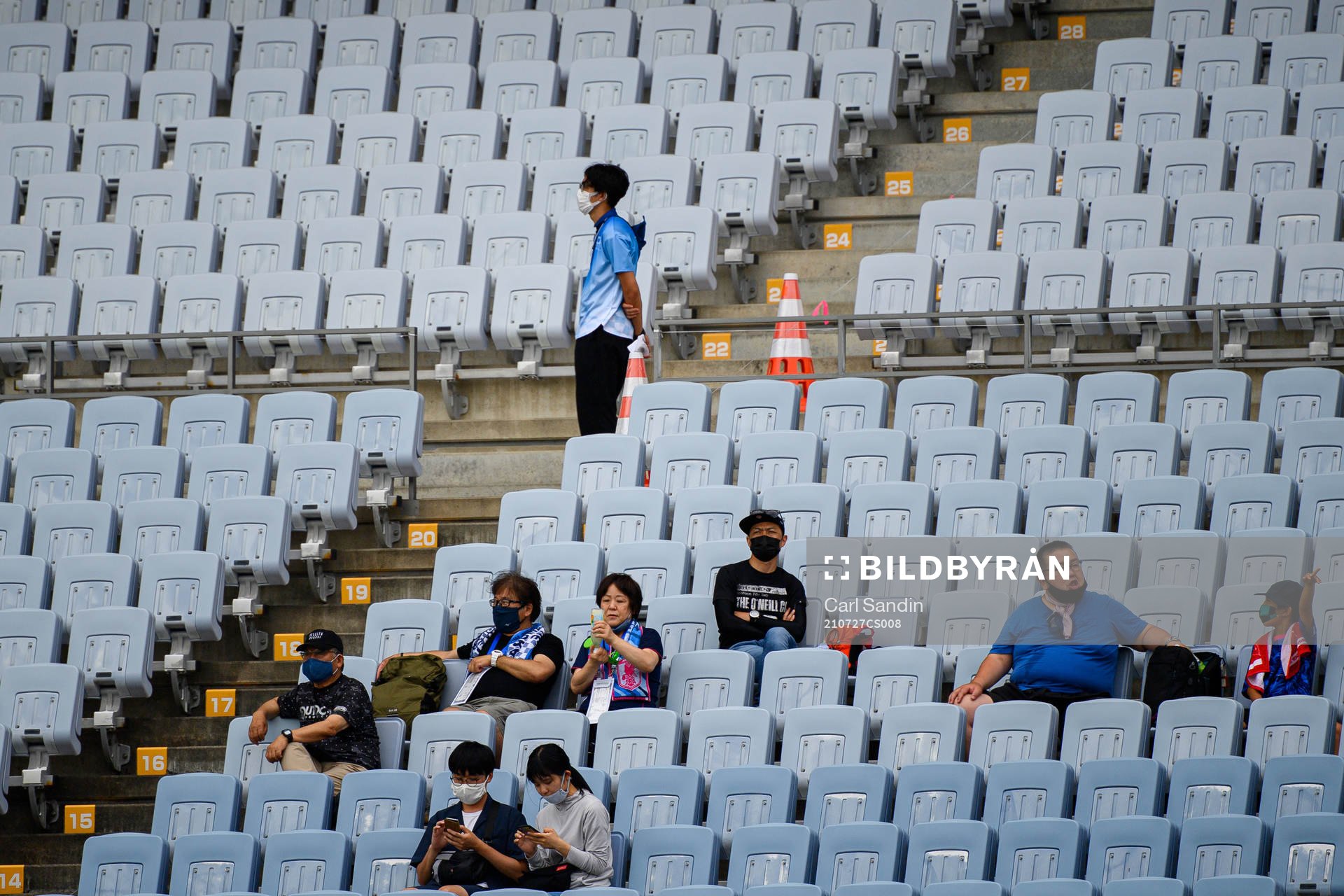 Spectators and volunteers