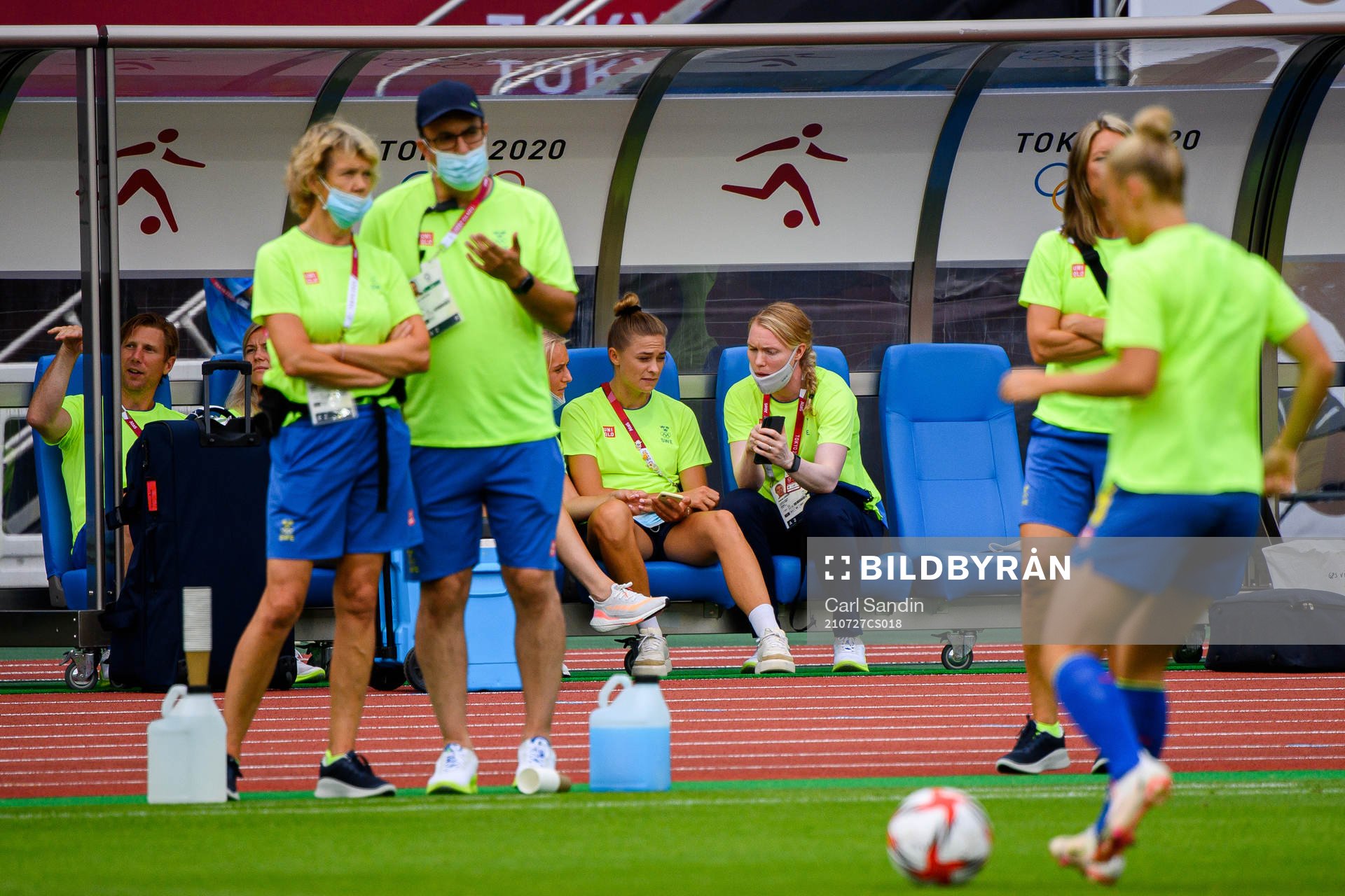 Fridolina Rolfö and goalkeeper Hedvig Lindahl of Sweden