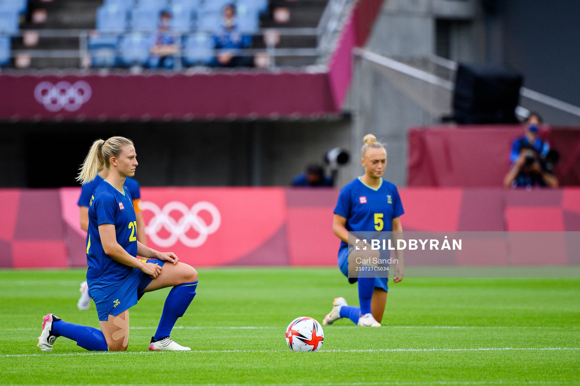 Rebecka Blomqvist and Hanna Bennison of Sweden