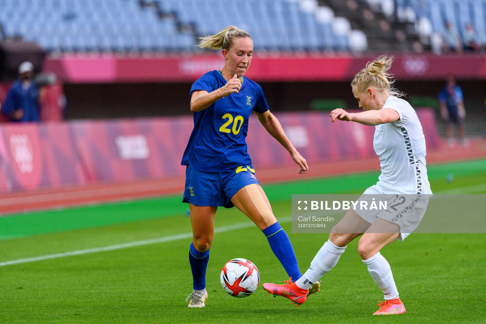 Julia Roddar of Sweden in the women’s football match