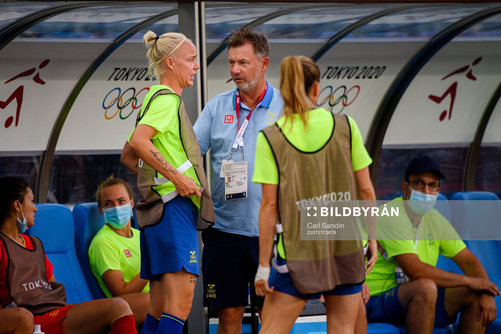 Caroline Seger and Peter Gerhardsson, head coach of Sweden,